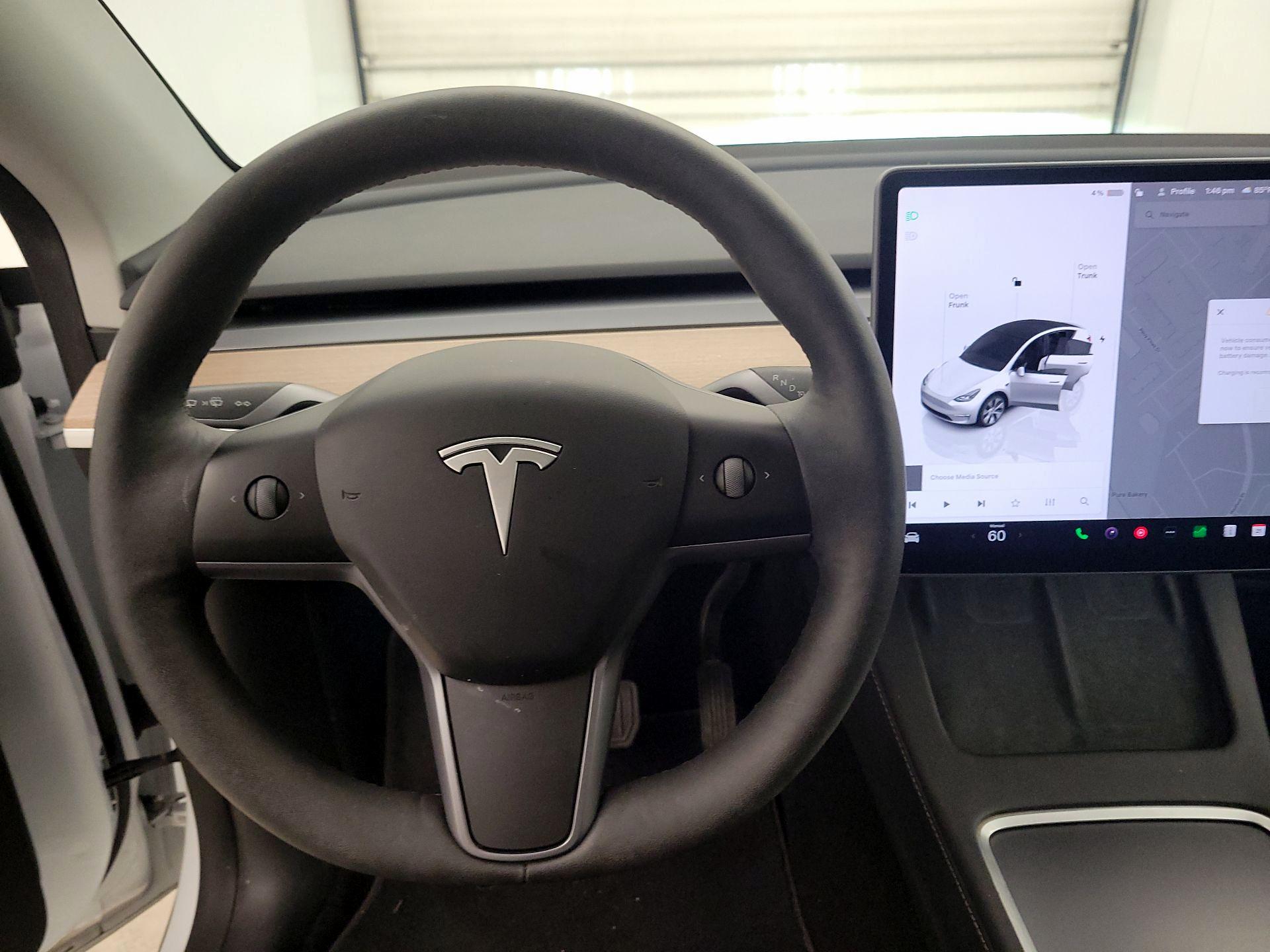 Thumbnail: 2024 Tesla Model Y - 10