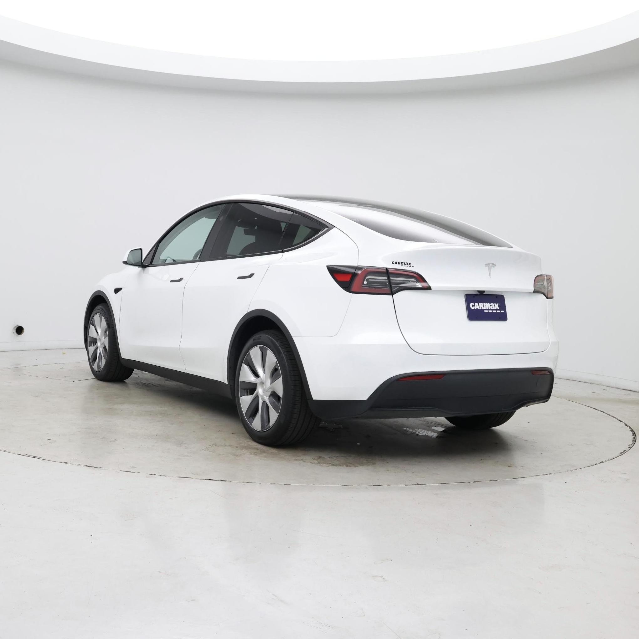Thumbnail: 2024 Tesla Model Y - 2
