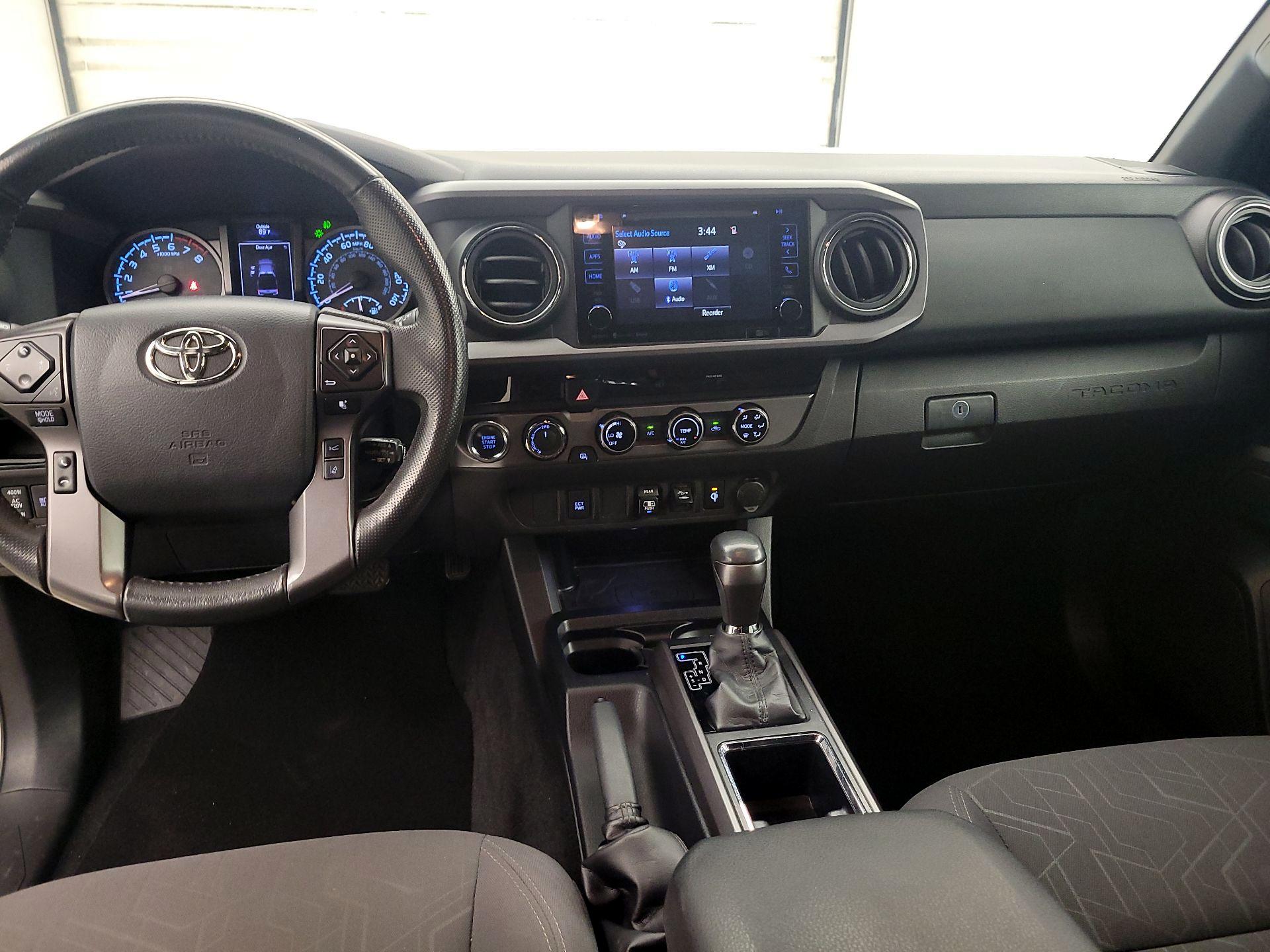 Thumbnail: 2018 Toyota Tacoma - 9