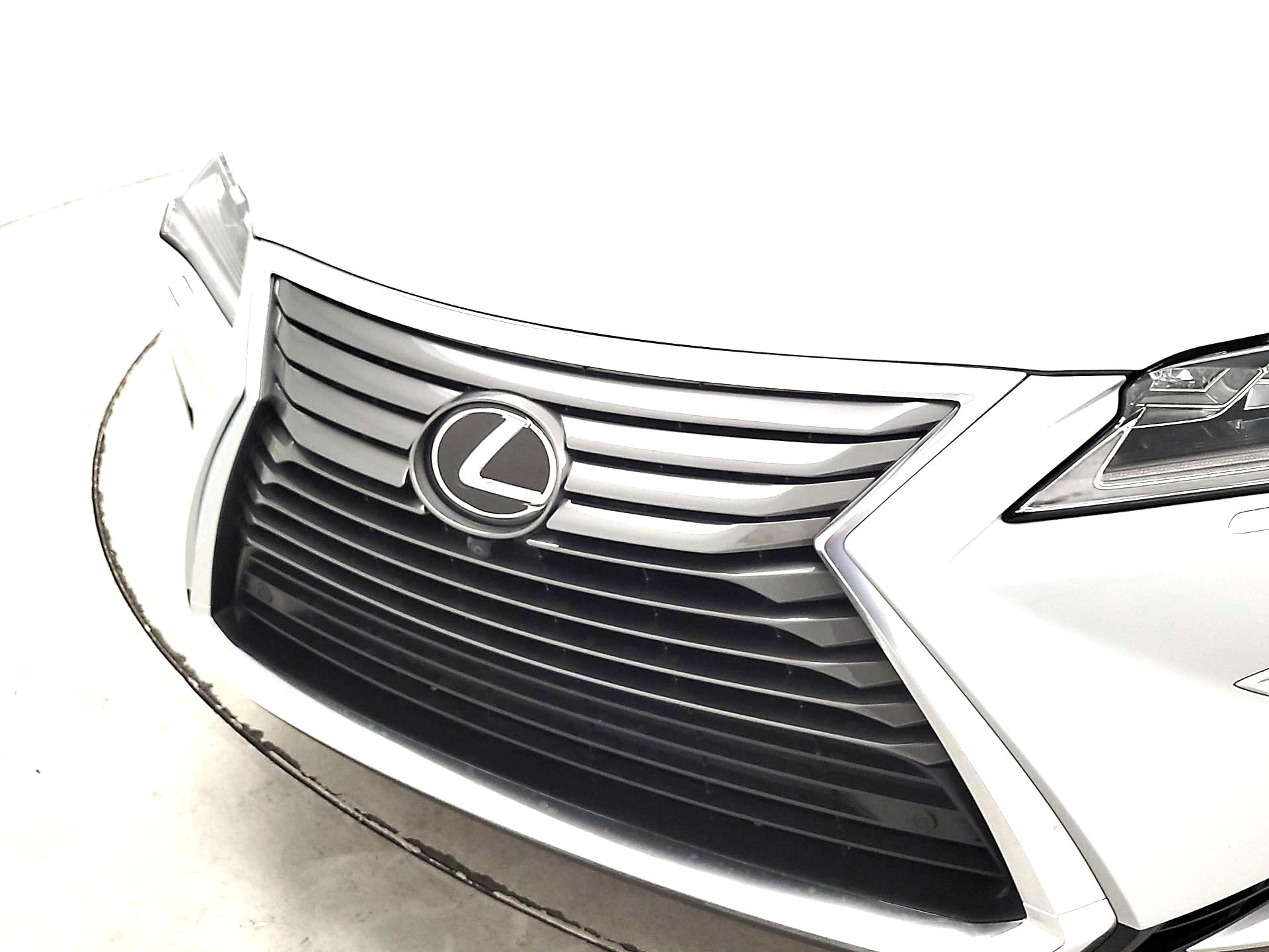 Thumbnail: 2019 Lexus RX - 2
