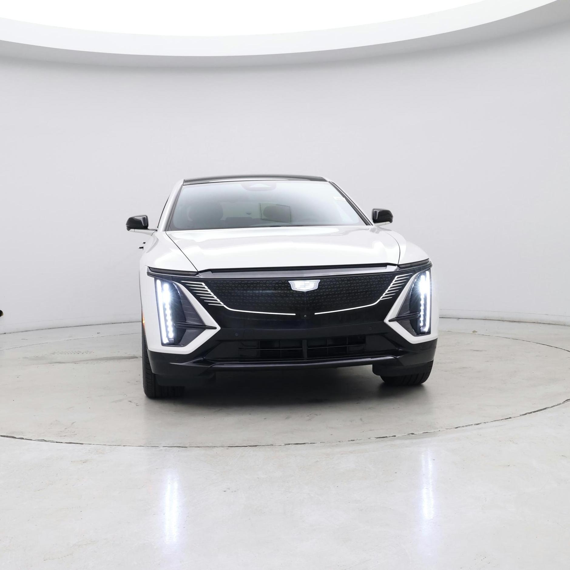 Thumbnail: 2024 Cadillac Lyriq - 5