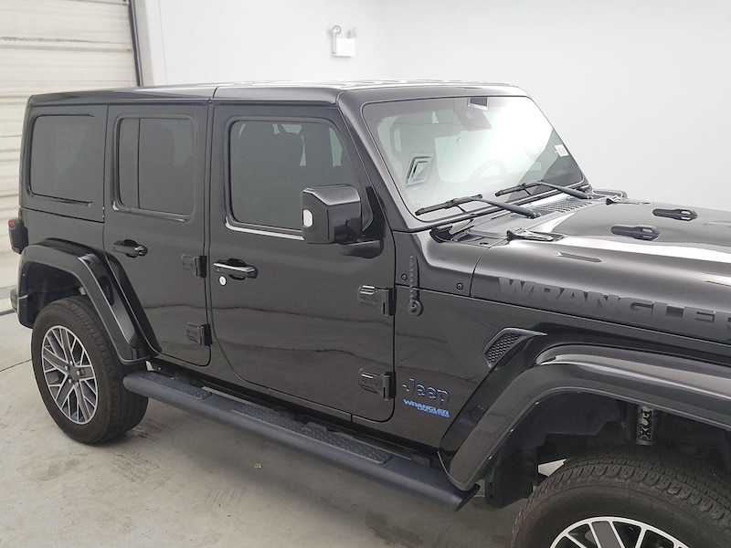 2022 Jeep Wrangler 4XE PHEV Unlimited Sahara High Altitude