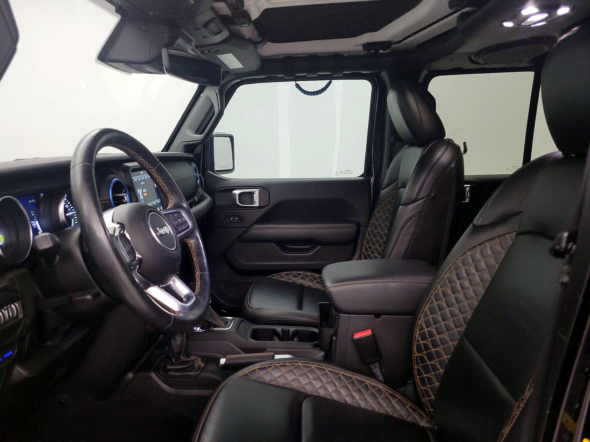 Thumbnail: 2022 Jeep Wrangler - 9
