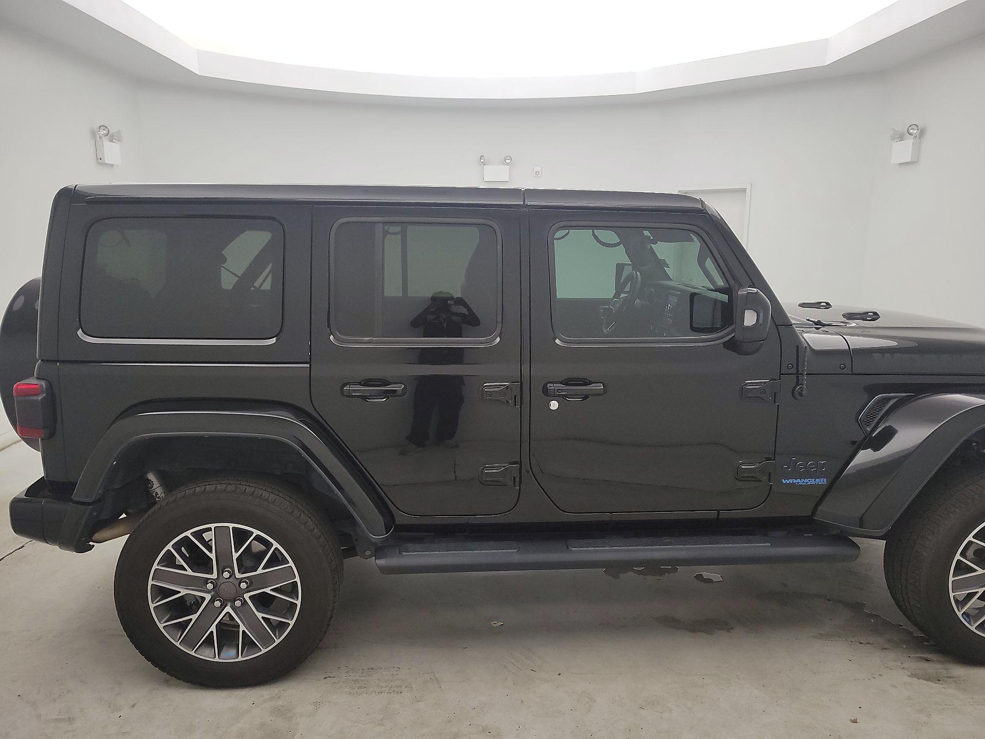 Thumbnail: 2022 Jeep Wrangler - 4