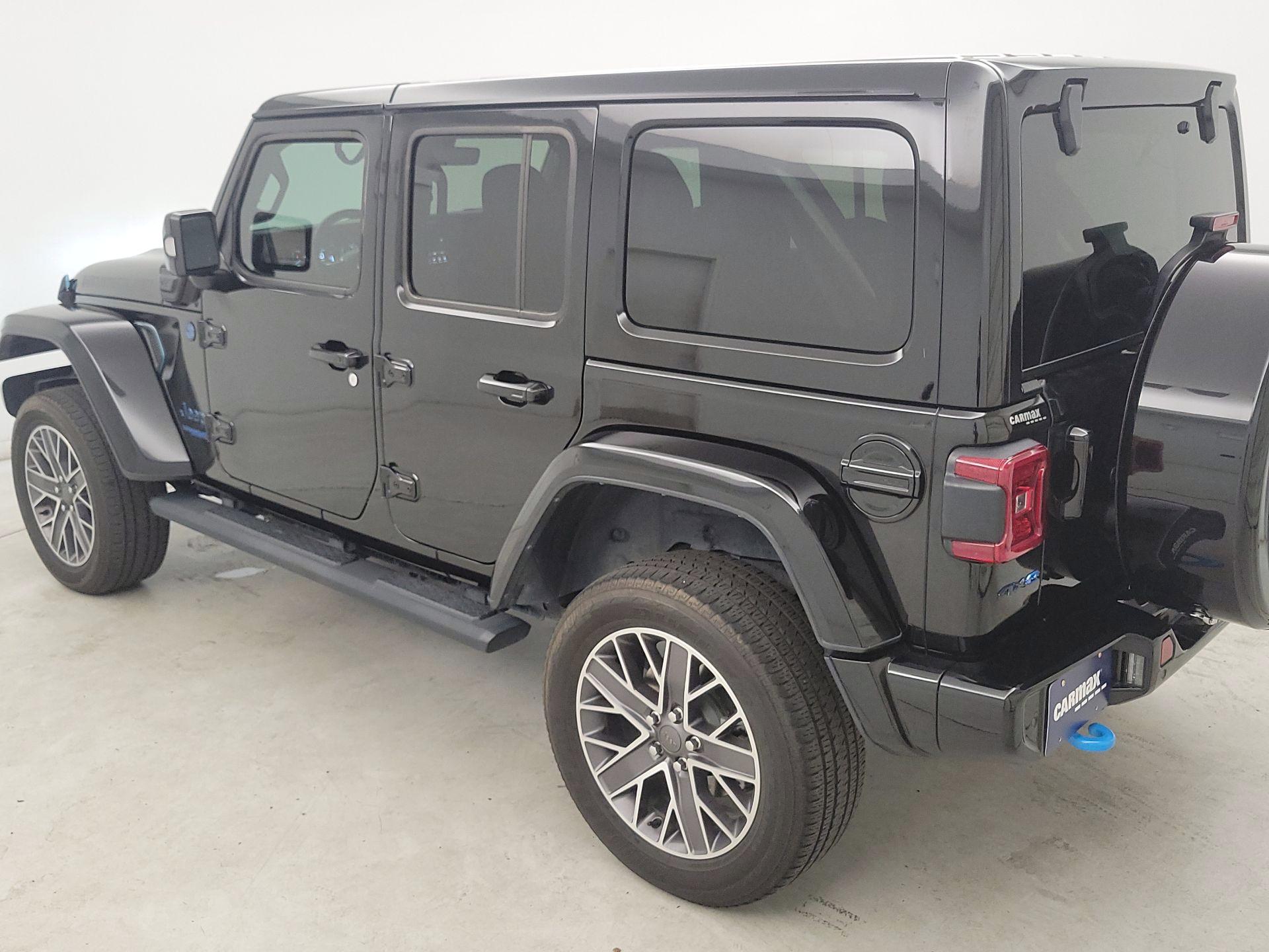 Thumbnail: 2022 Jeep Wrangler - 7