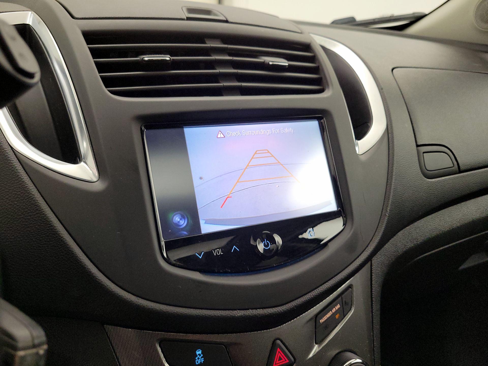 Thumbnail: 2016 Chevrolet Trax - 12