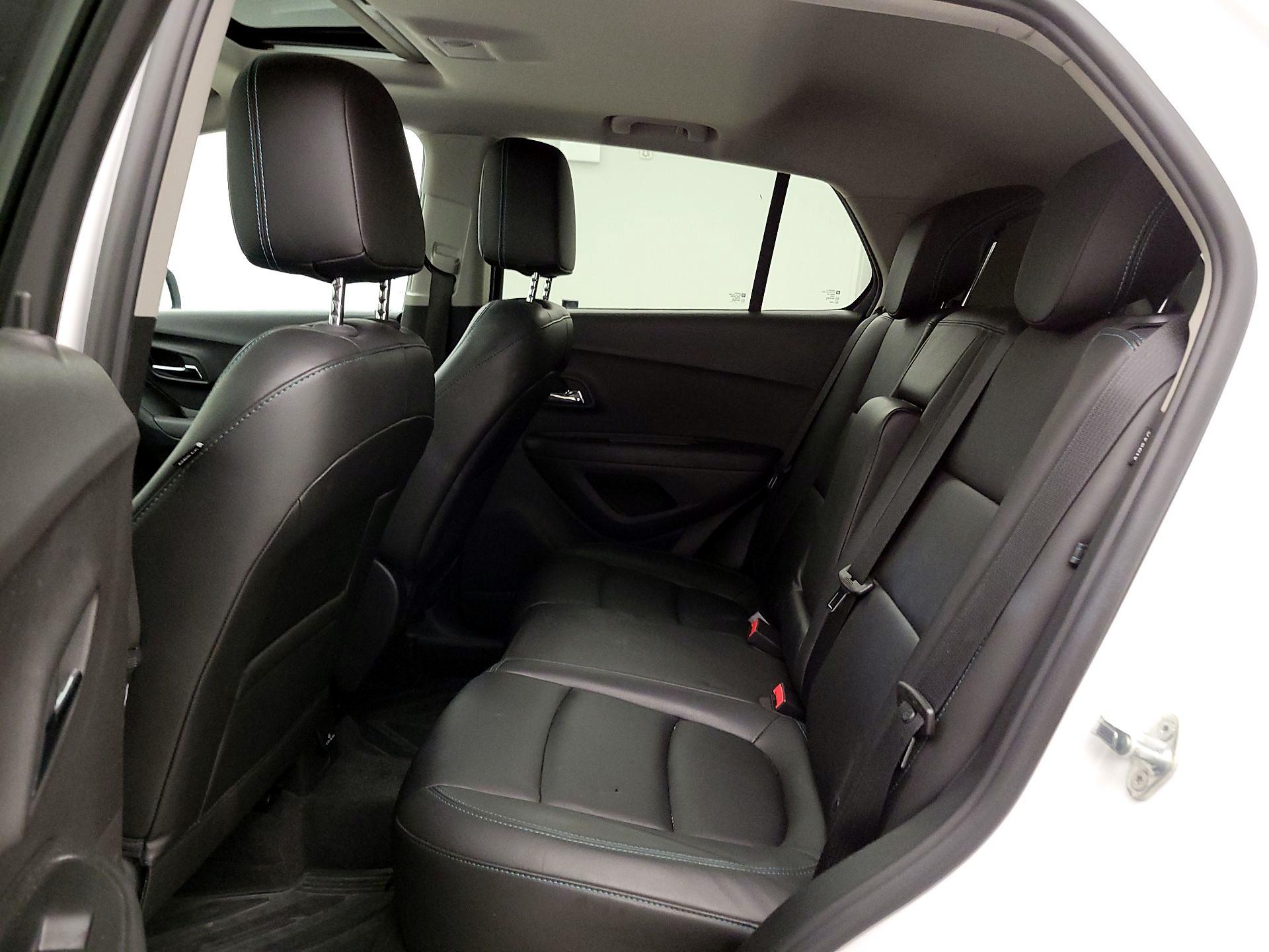 Thumbnail: 2016 Chevrolet Trax - 18