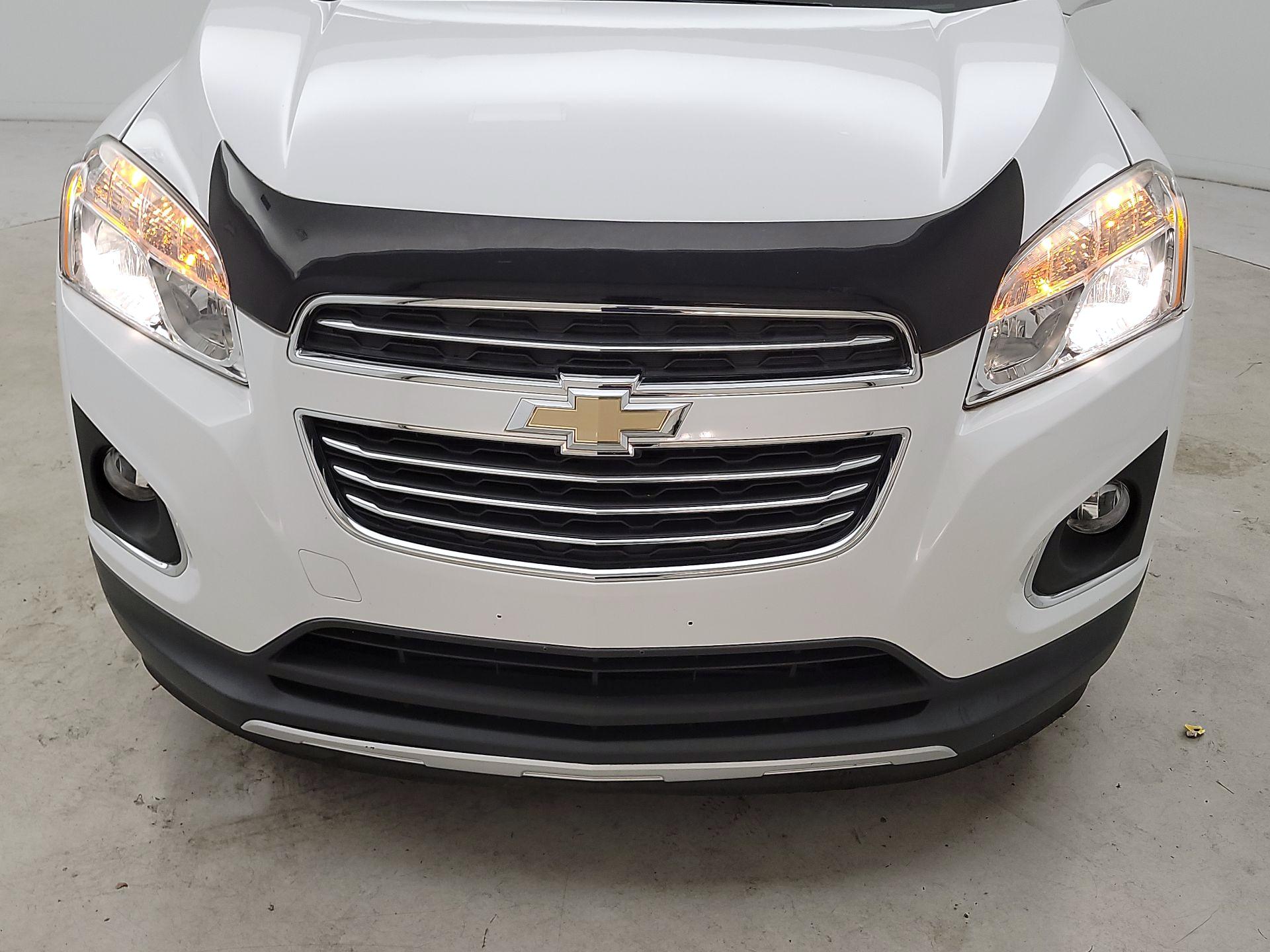 Thumbnail: 2016 Chevrolet Trax - 2