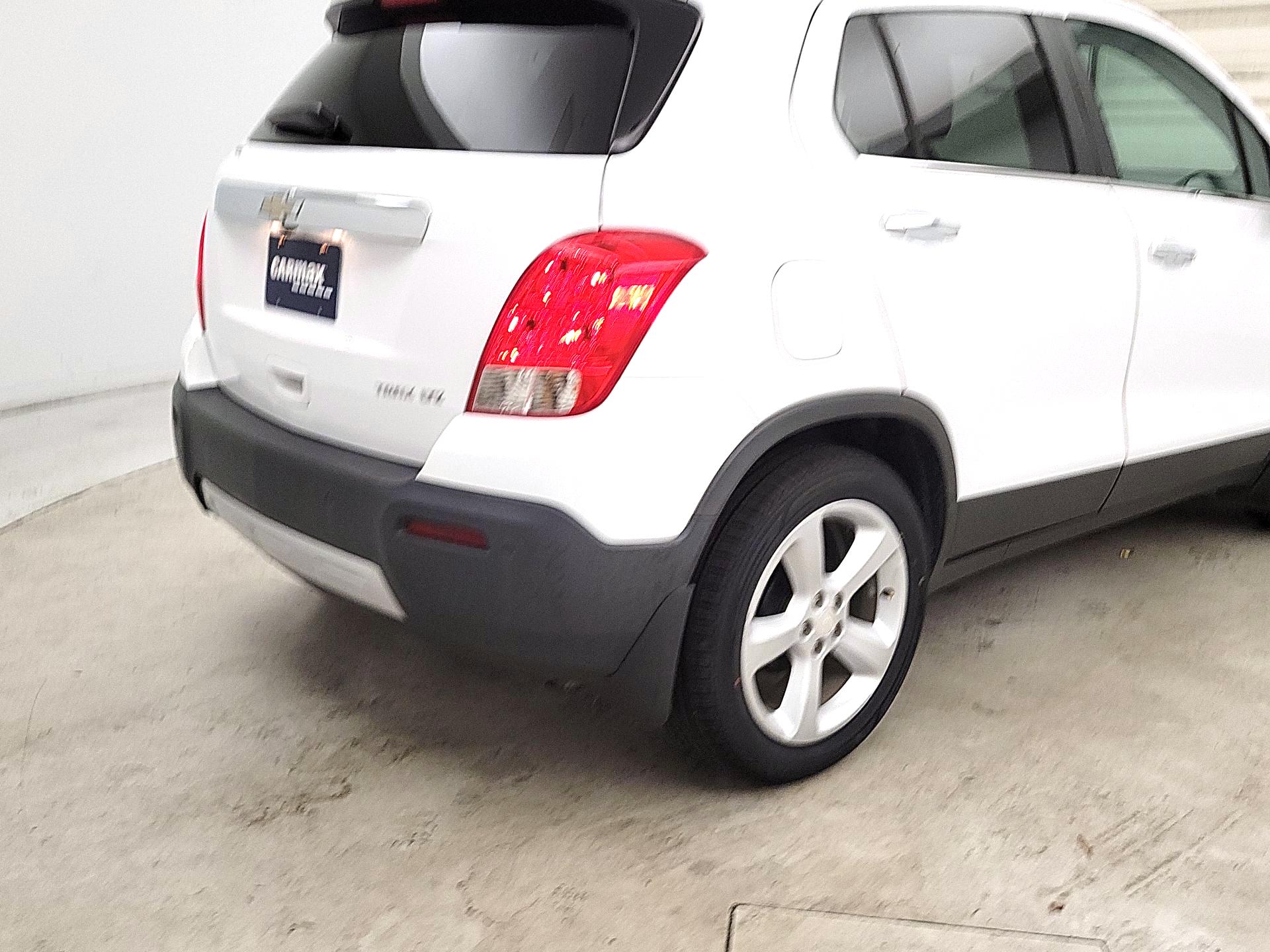 Thumbnail: 2016 Chevrolet Trax - 5