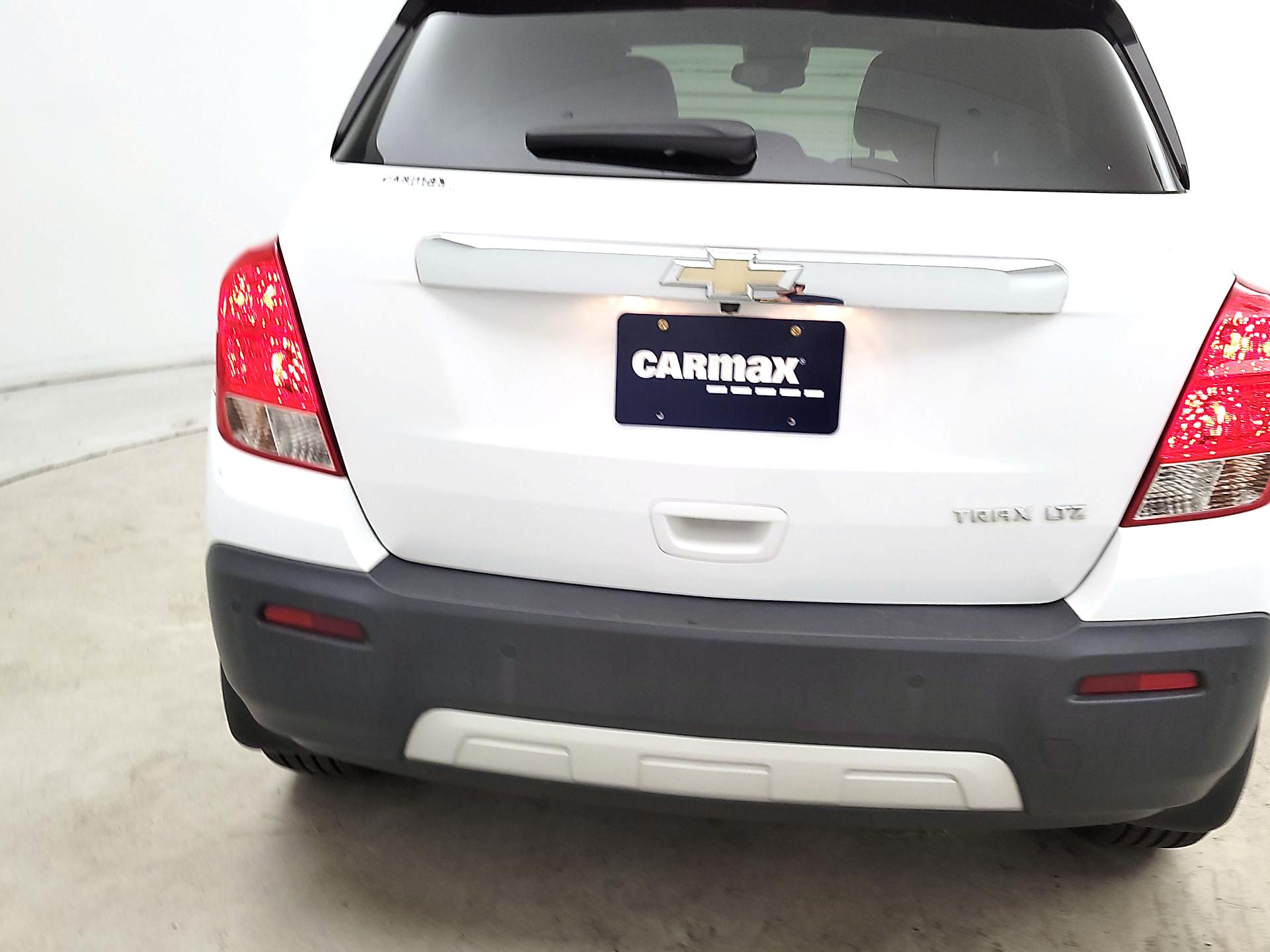 Thumbnail: 2016 Chevrolet Trax - 6