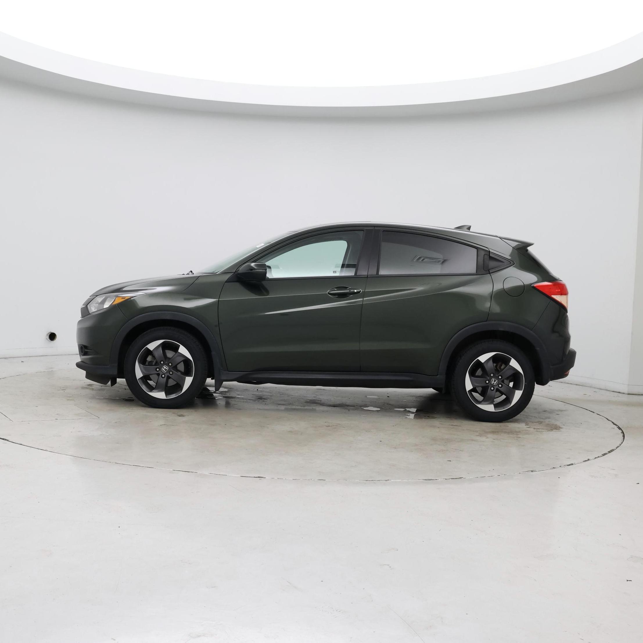 Thumbnail: 2018 Honda HR-V - 3