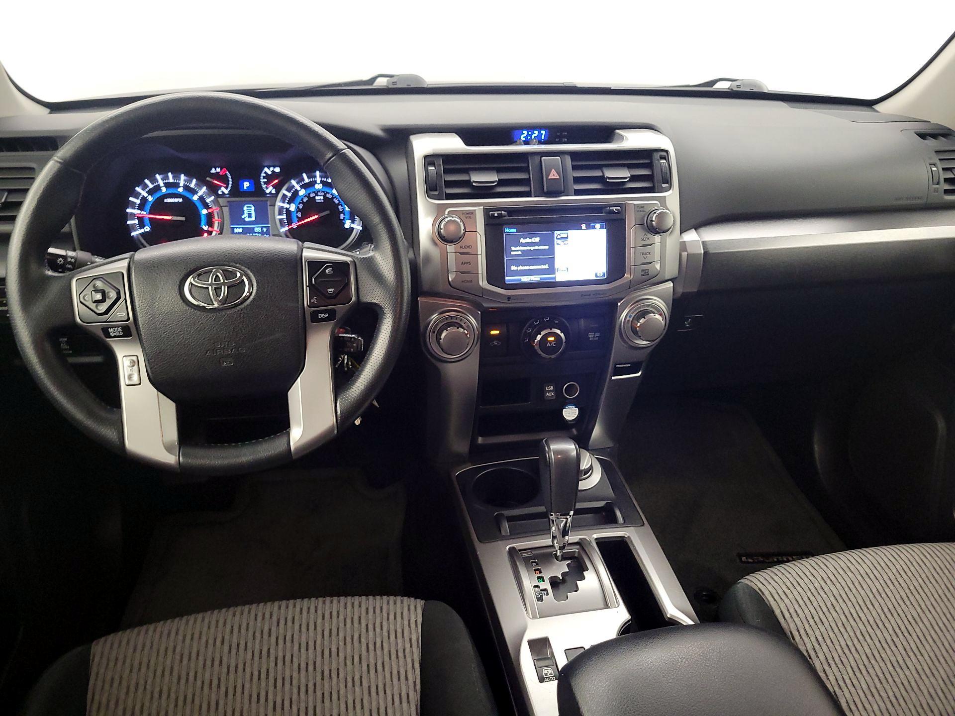 Thumbnail: 2016 Toyota 4Runner - 9