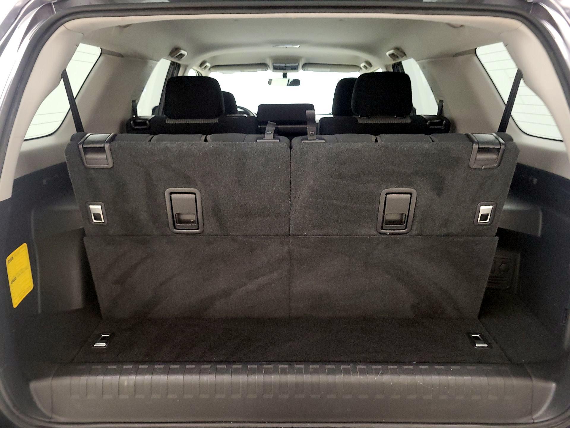Thumbnail: 2016 Toyota 4Runner - 19