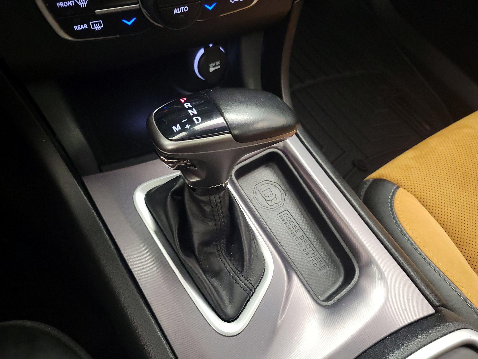 Thumbnail: 2021 Dodge Charger - 17