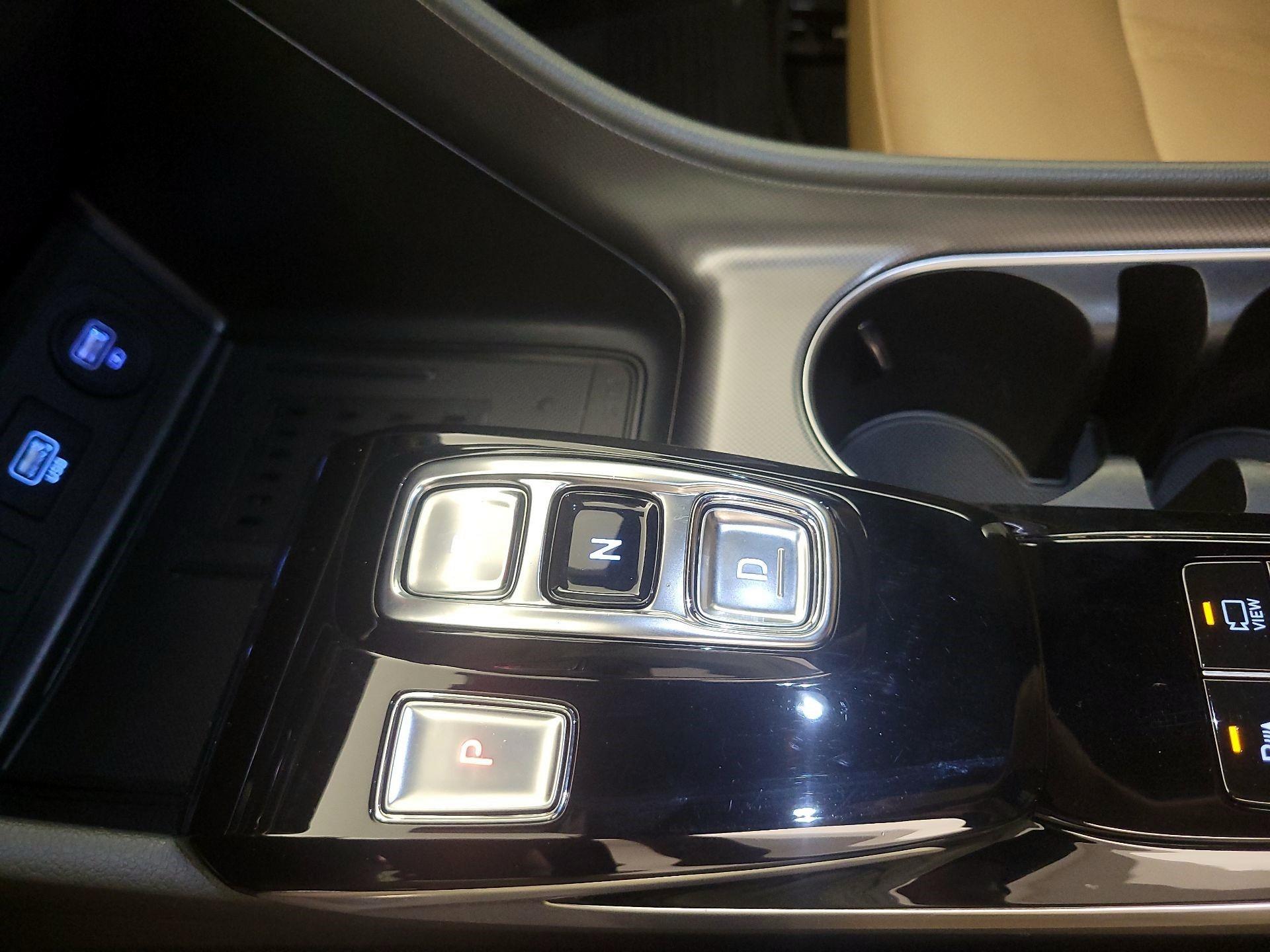 Thumbnail: 2022 Hyundai Sonata - 17