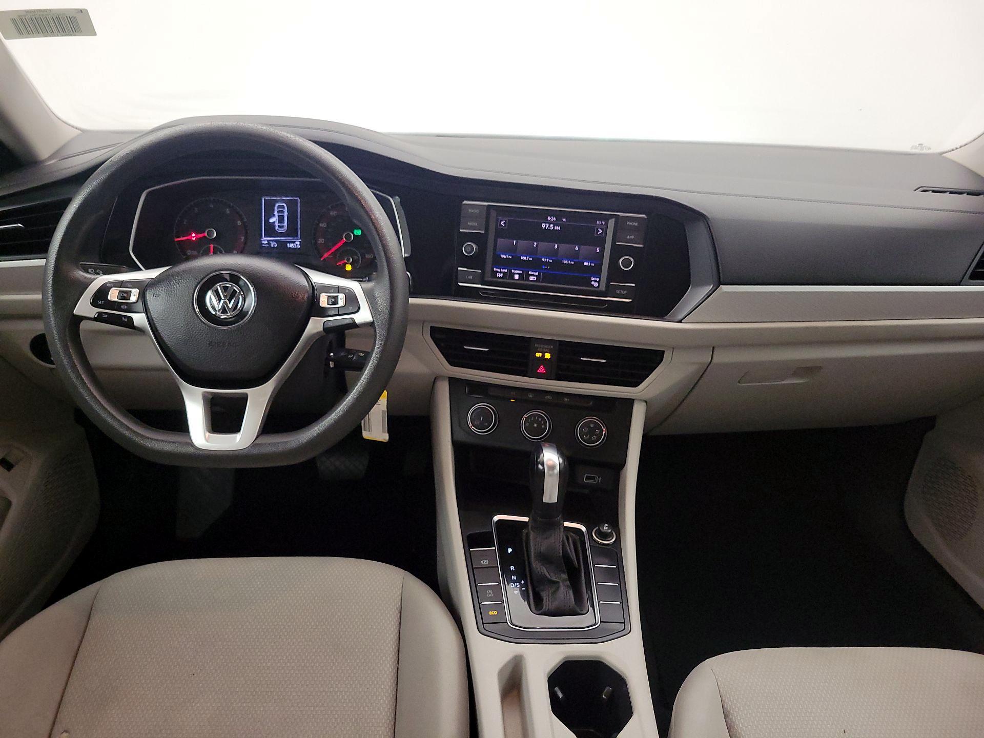 Thumbnail: 2019 Volkswagen Jetta - 9