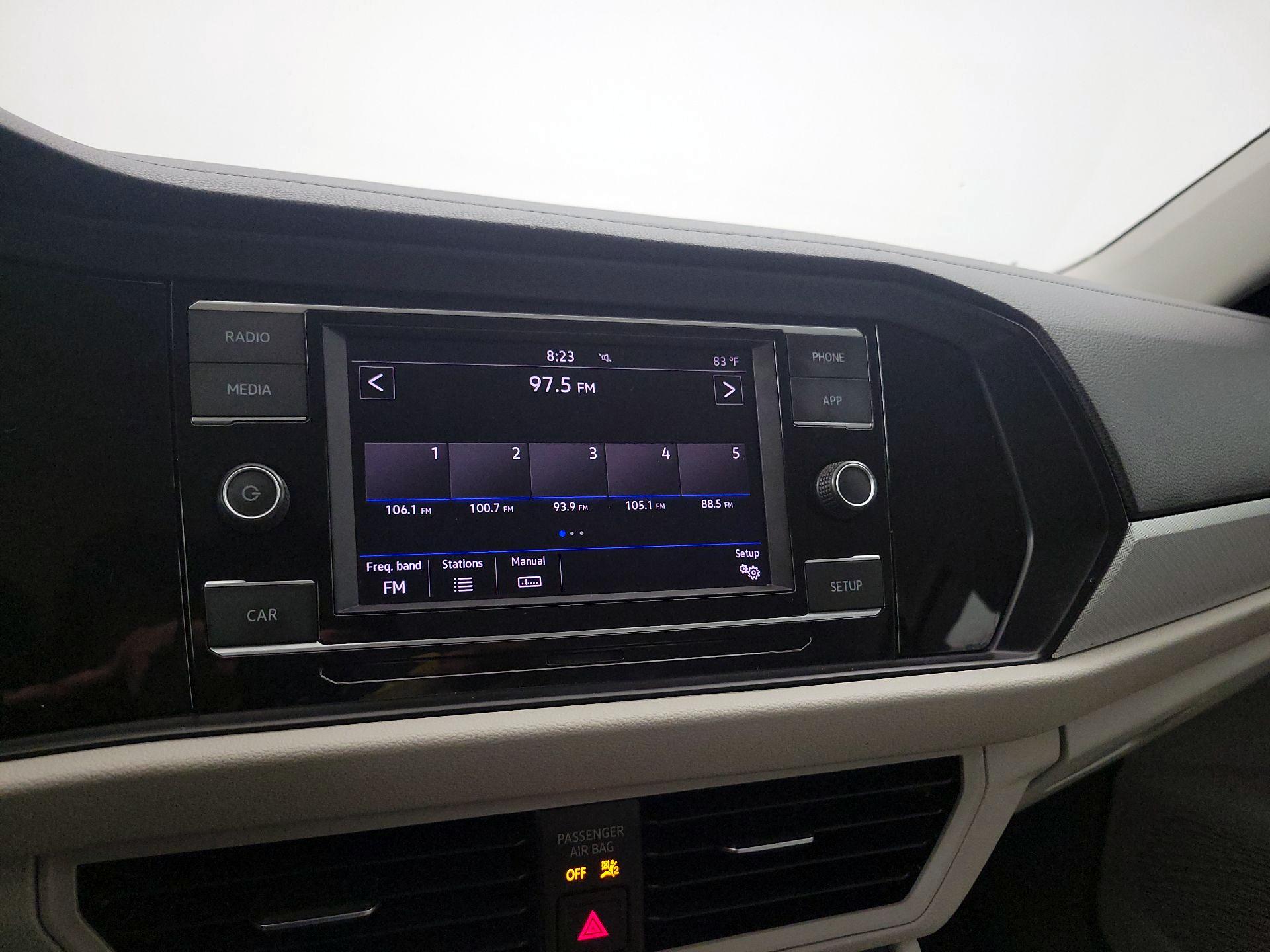 Thumbnail: 2019 Volkswagen Jetta - 15