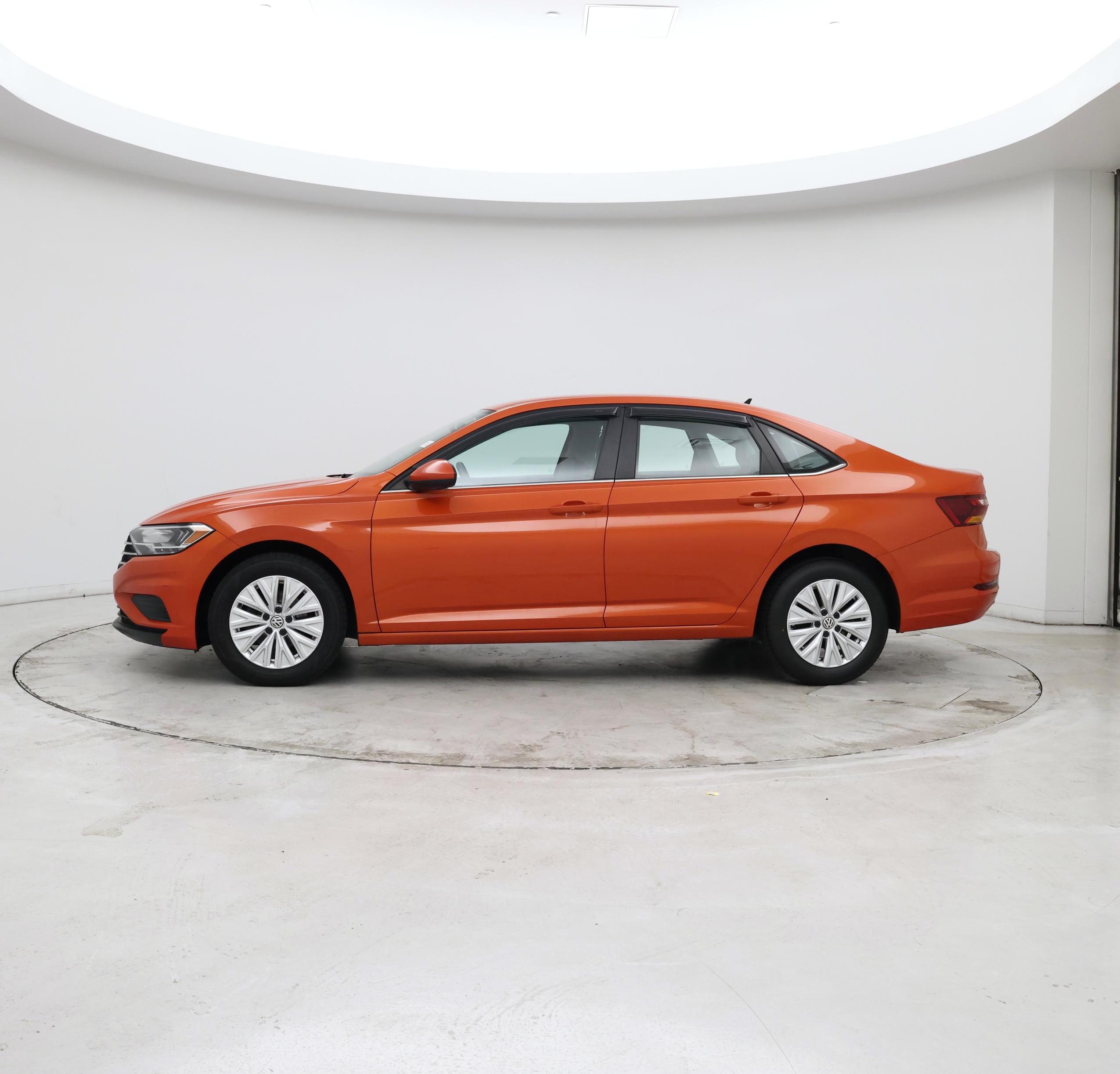 Thumbnail: 2019 Volkswagen Jetta - 2
