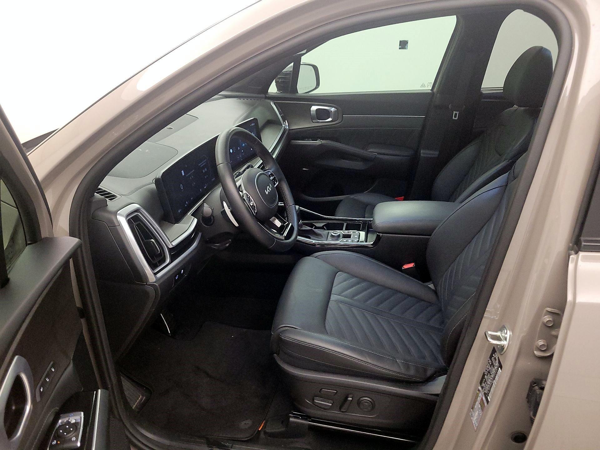 Thumbnail: 2025 Kia Sorento - 11