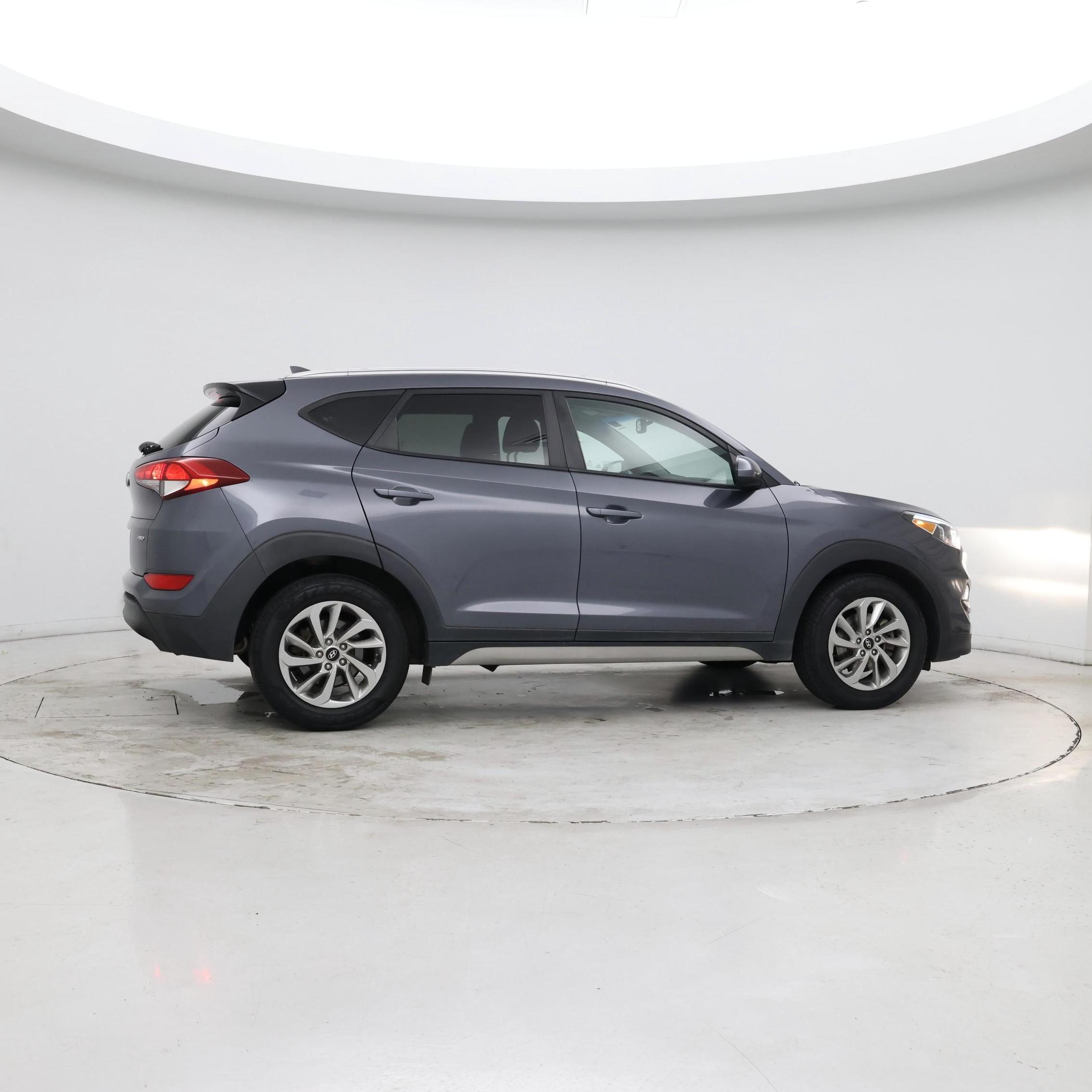 Thumbnail: 2018 Hyundai Tucson - 8