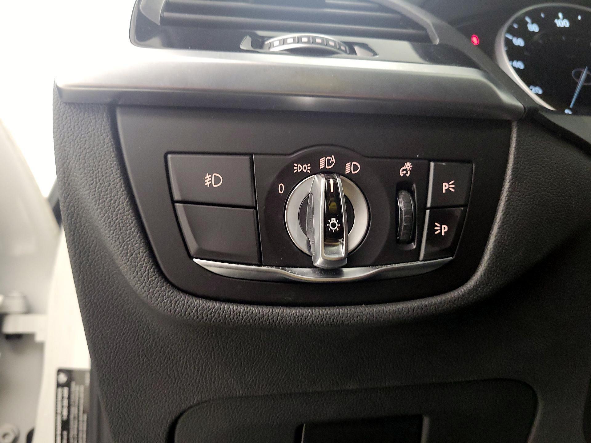 Thumbnail: 2019 BMW X3 - 13