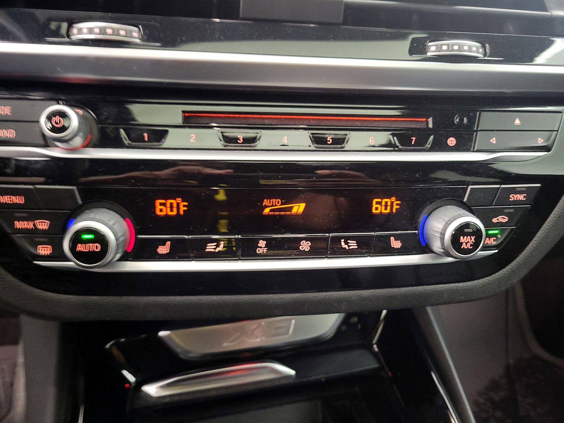 Thumbnail: 2019 BMW X3 - 16