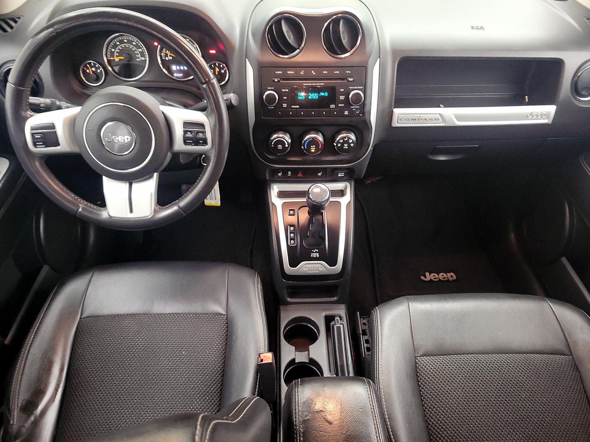 Thumbnail: 2016 Jeep Compass - 9