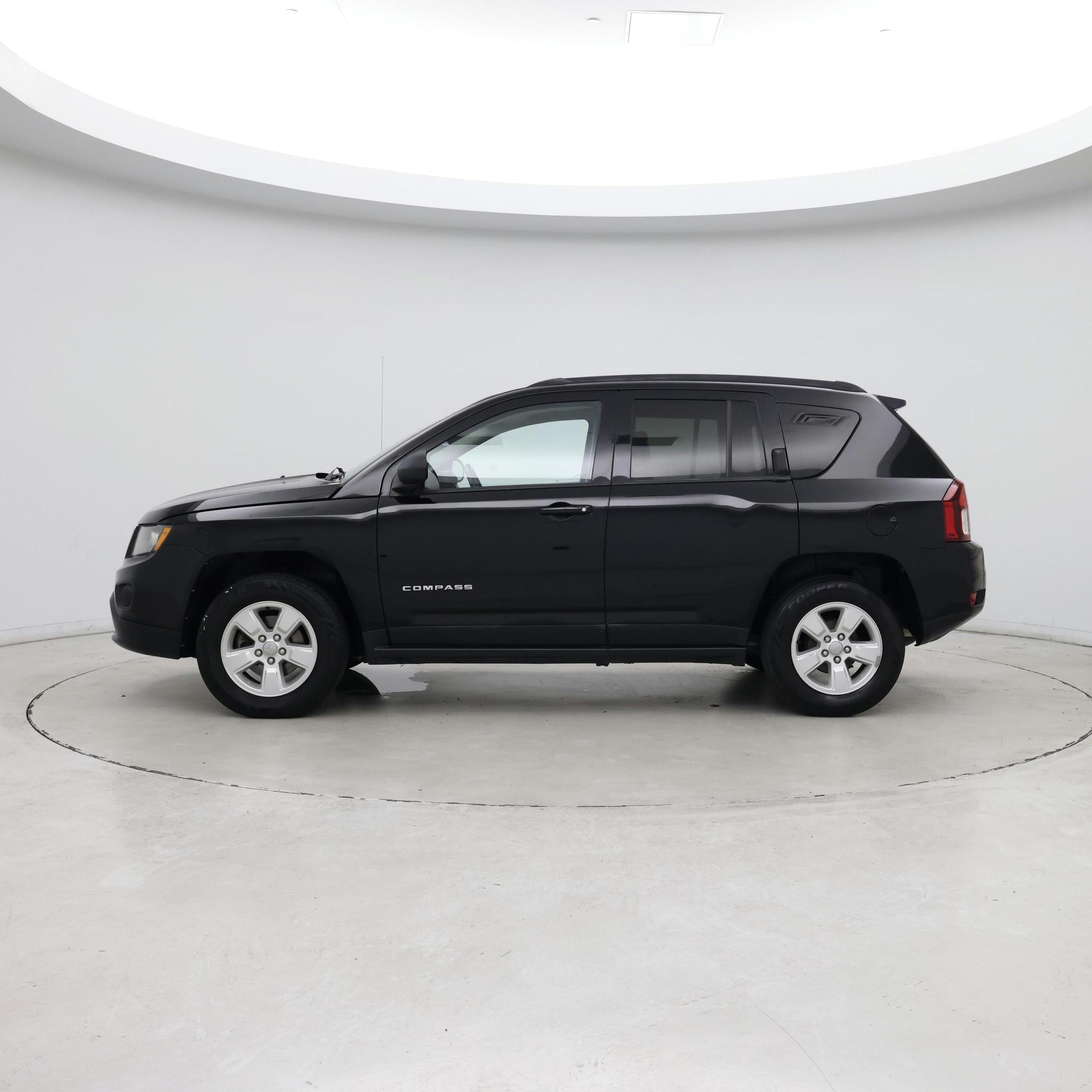Thumbnail: 2016 Jeep Compass - 3