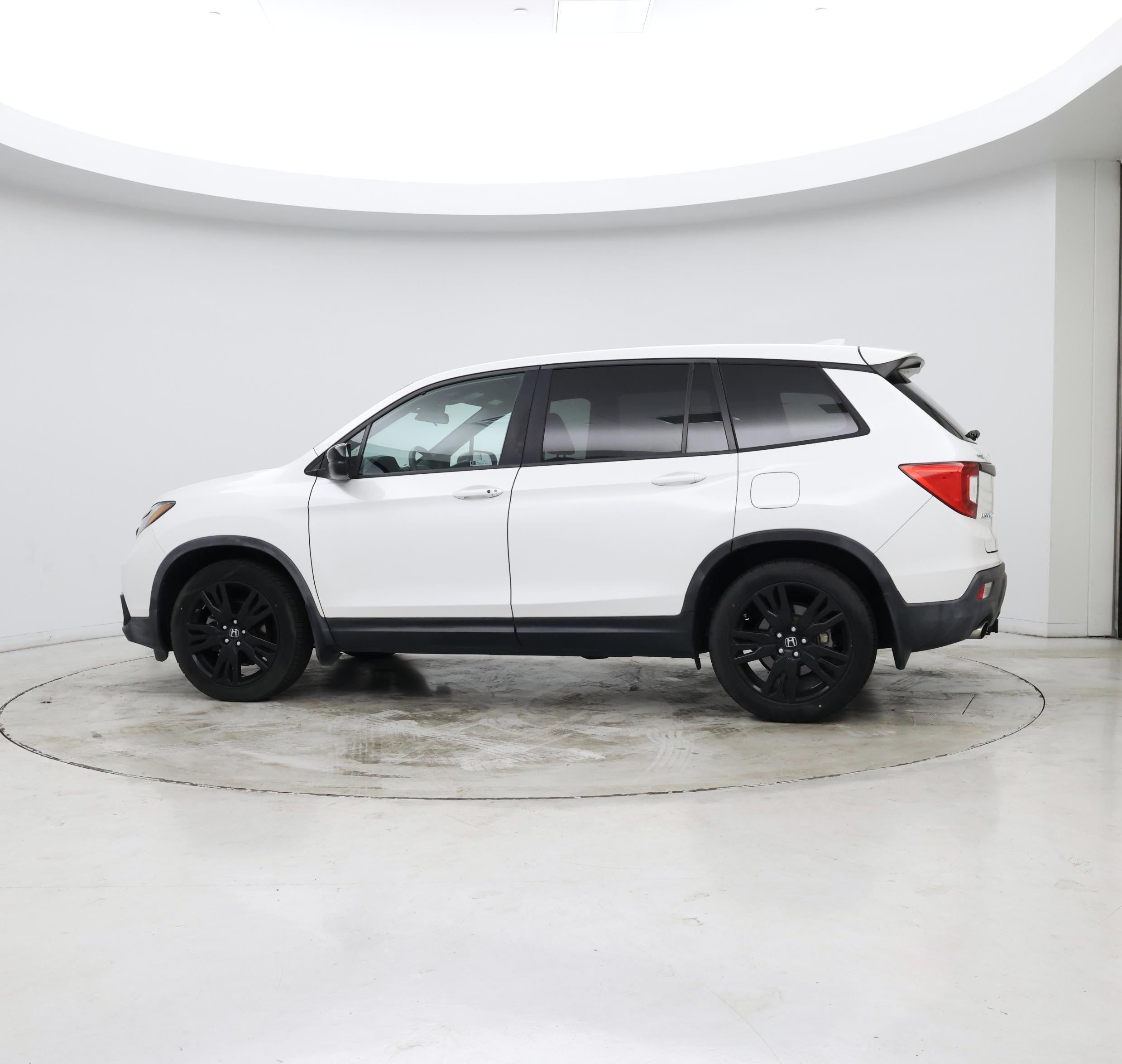 Thumbnail: 2019 Honda Passport - 3