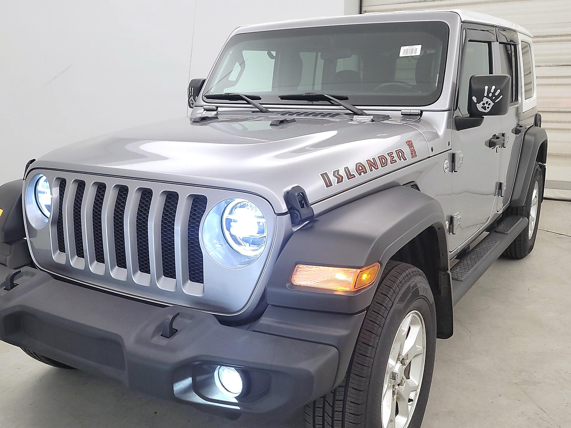 Thumbnail: 2021 Jeep Wrangler - 3
