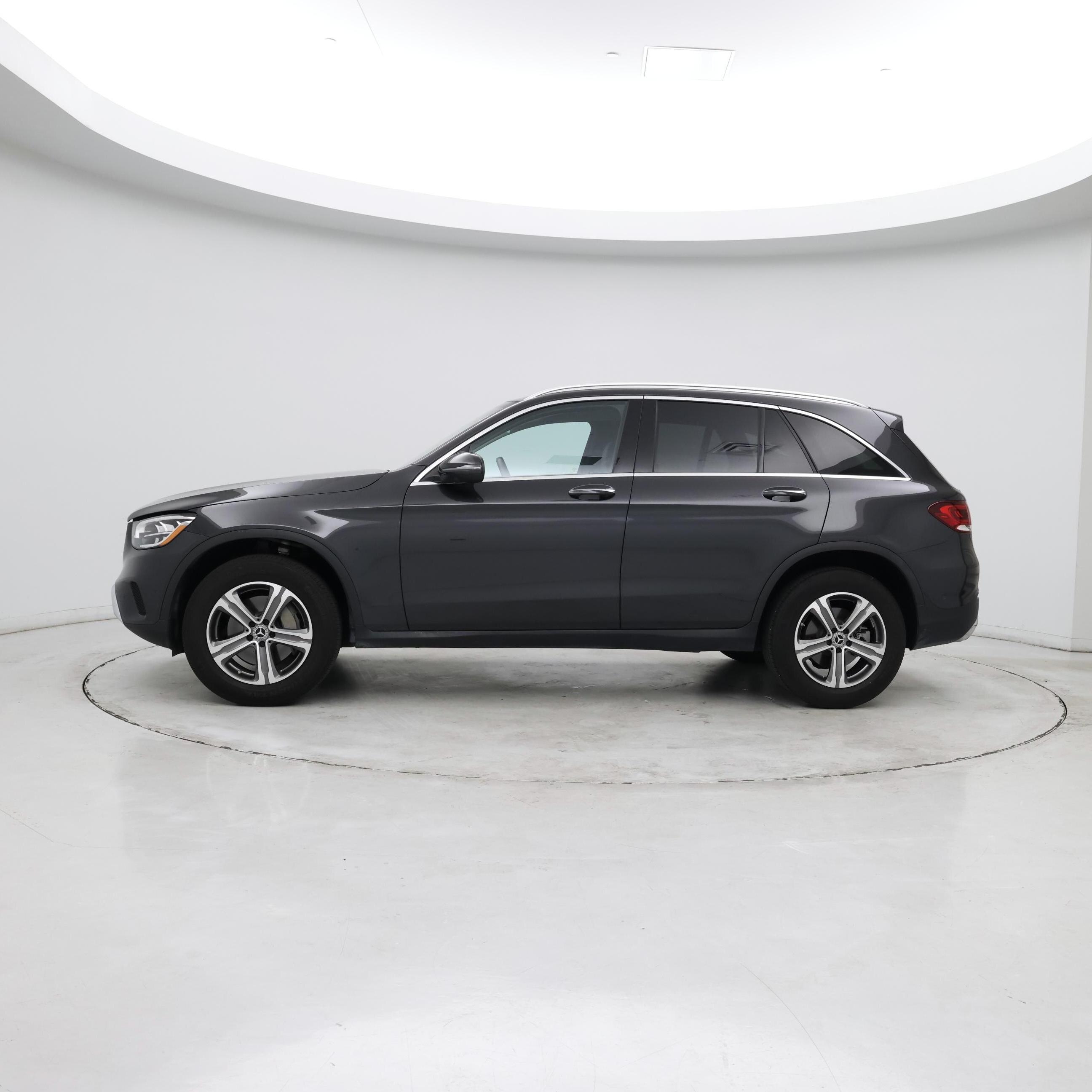 Thumbnail: 2022 Mercedes-Benz GLC - 2