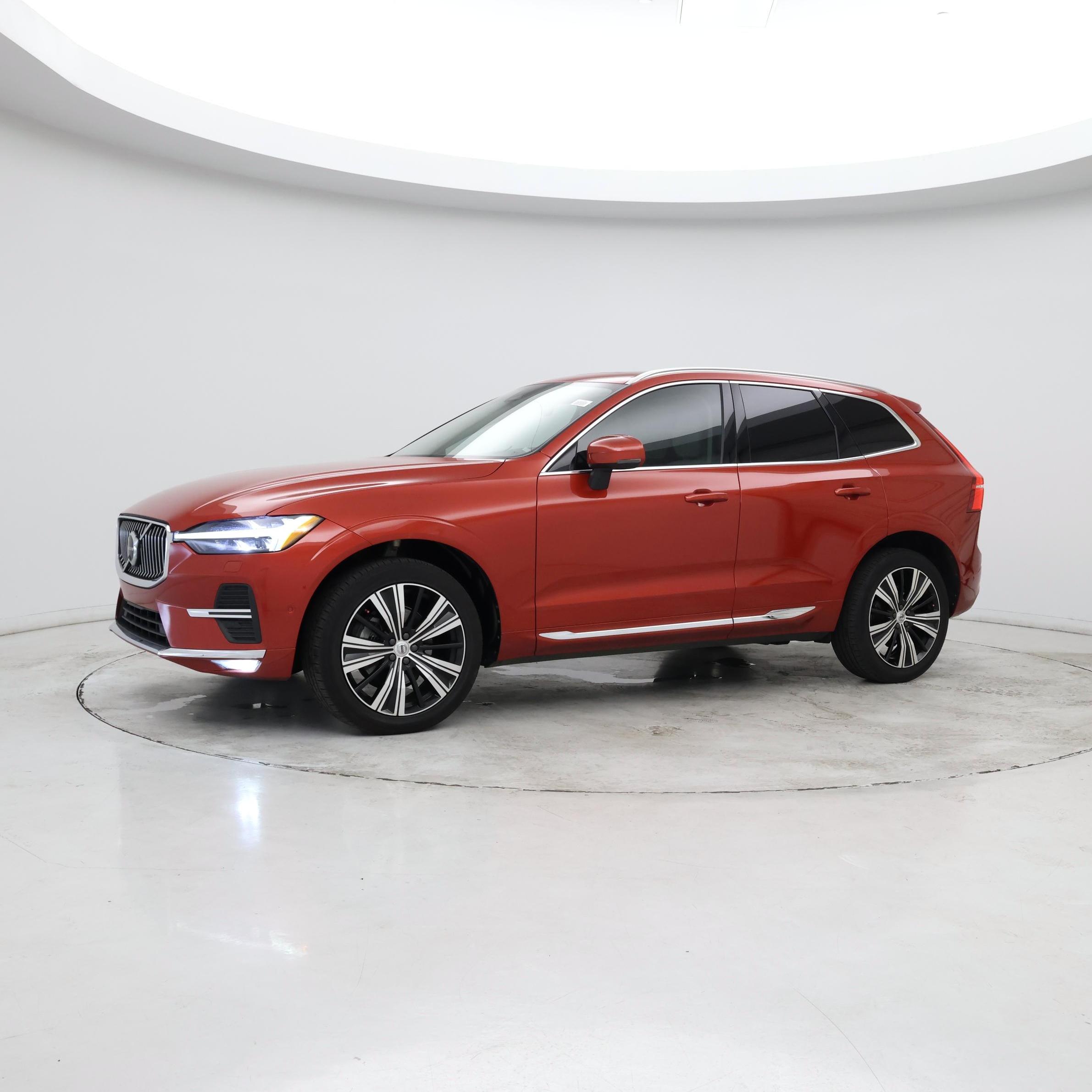 Thumbnail: 2023 Volvo XC60 - 3