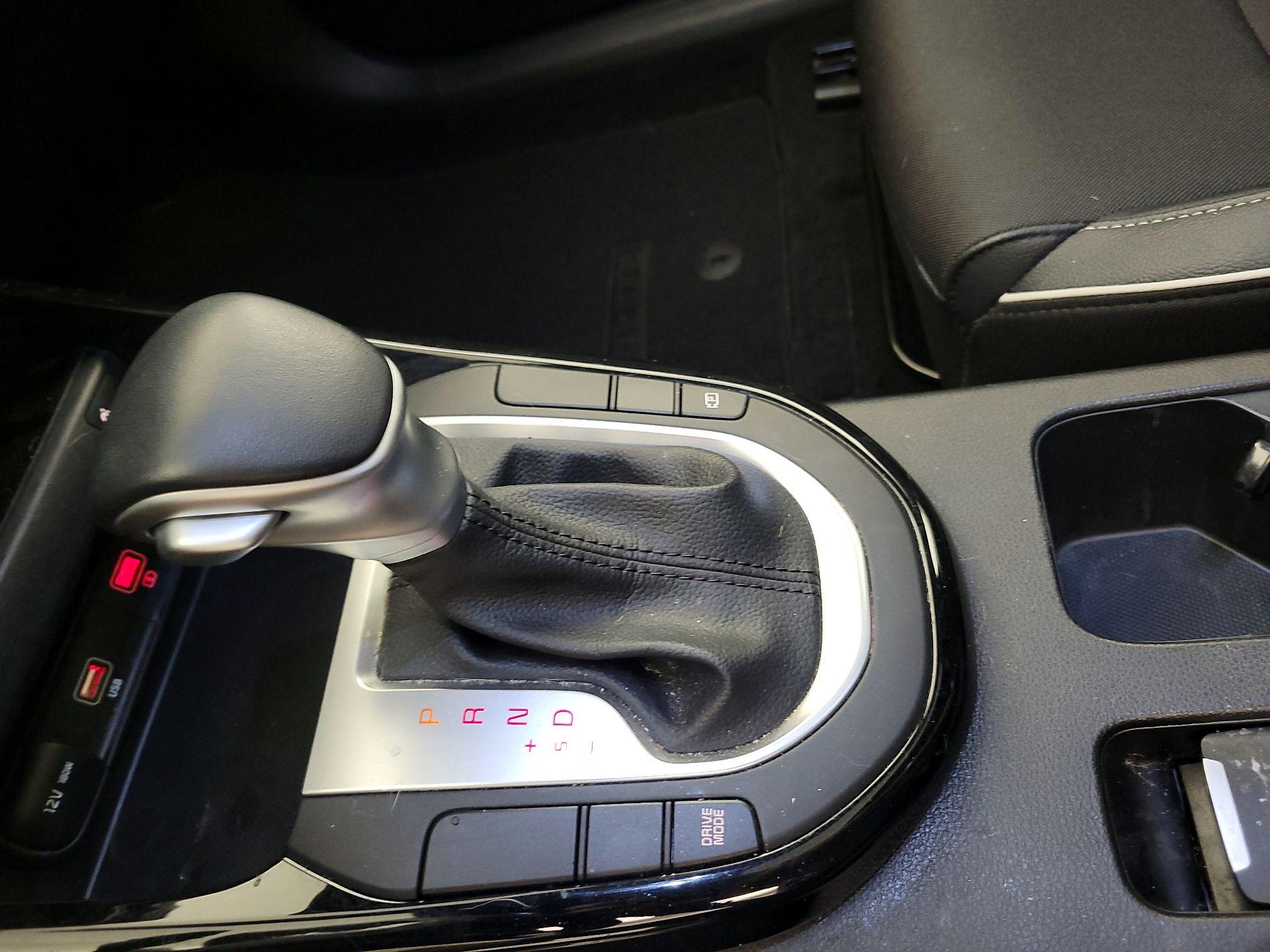 Thumbnail: 2024 Kia Forte - 17