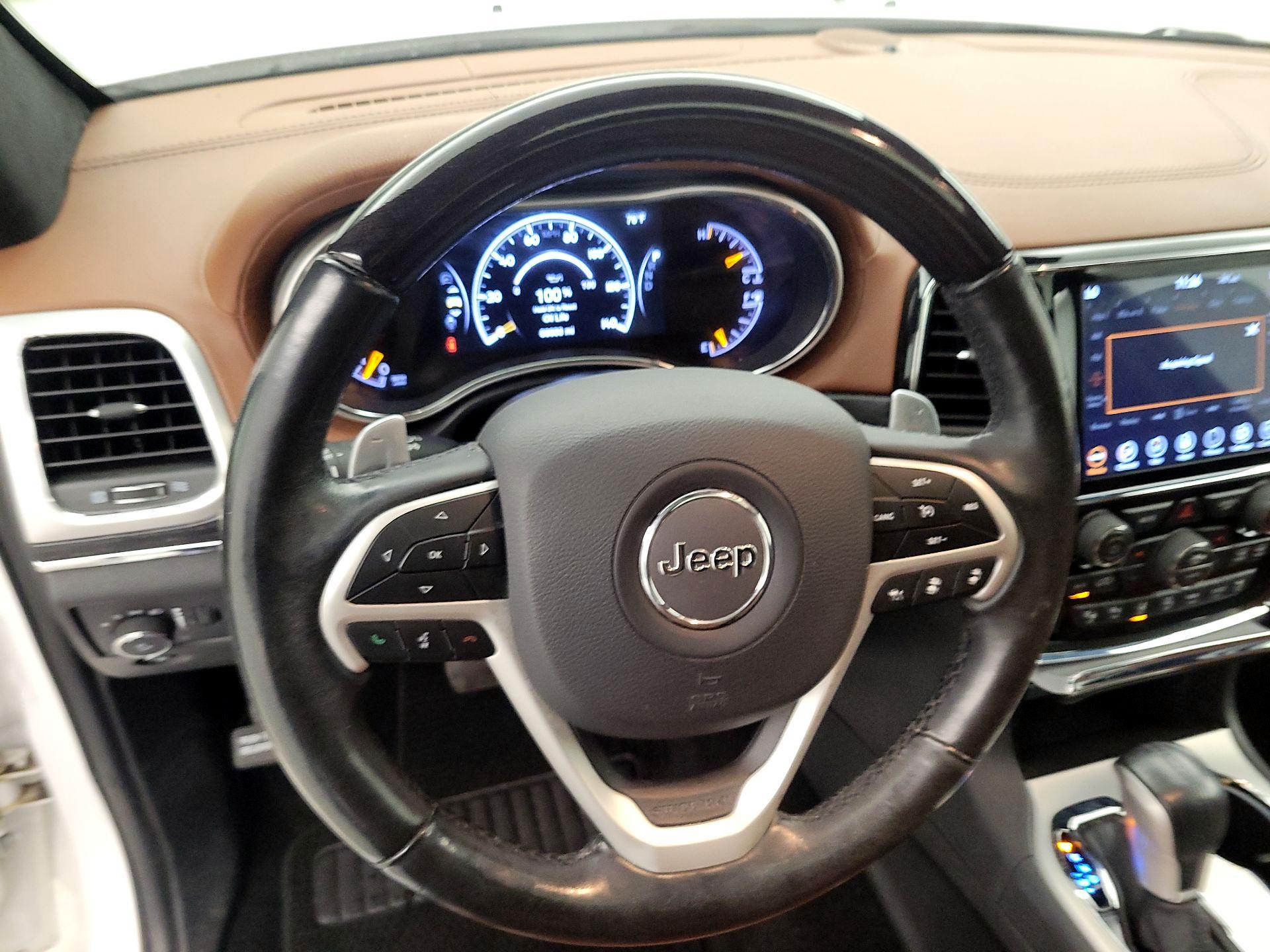 Thumbnail: 2020 Jeep Grand Cherokee - 10