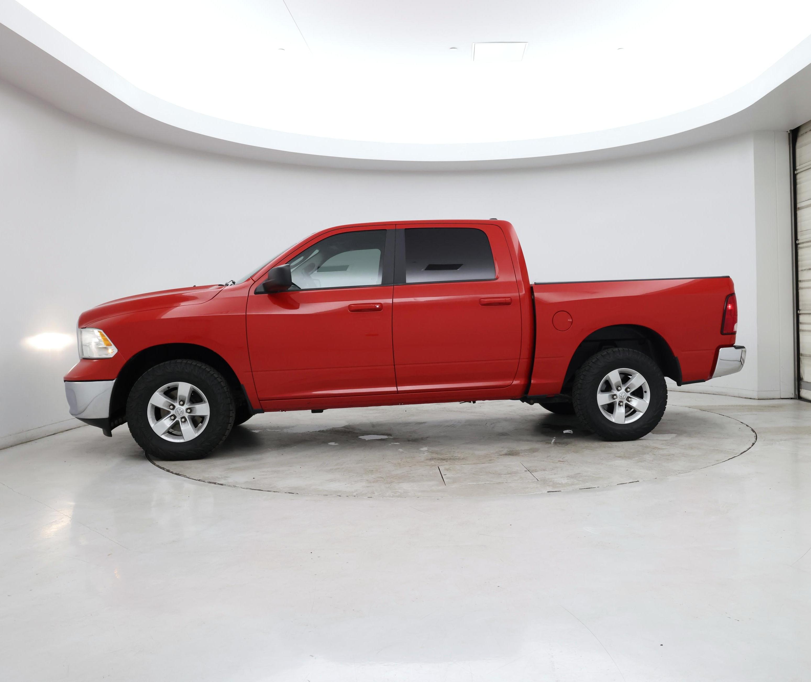 Thumbnail: 2021 RAM 1500 Classic - 2