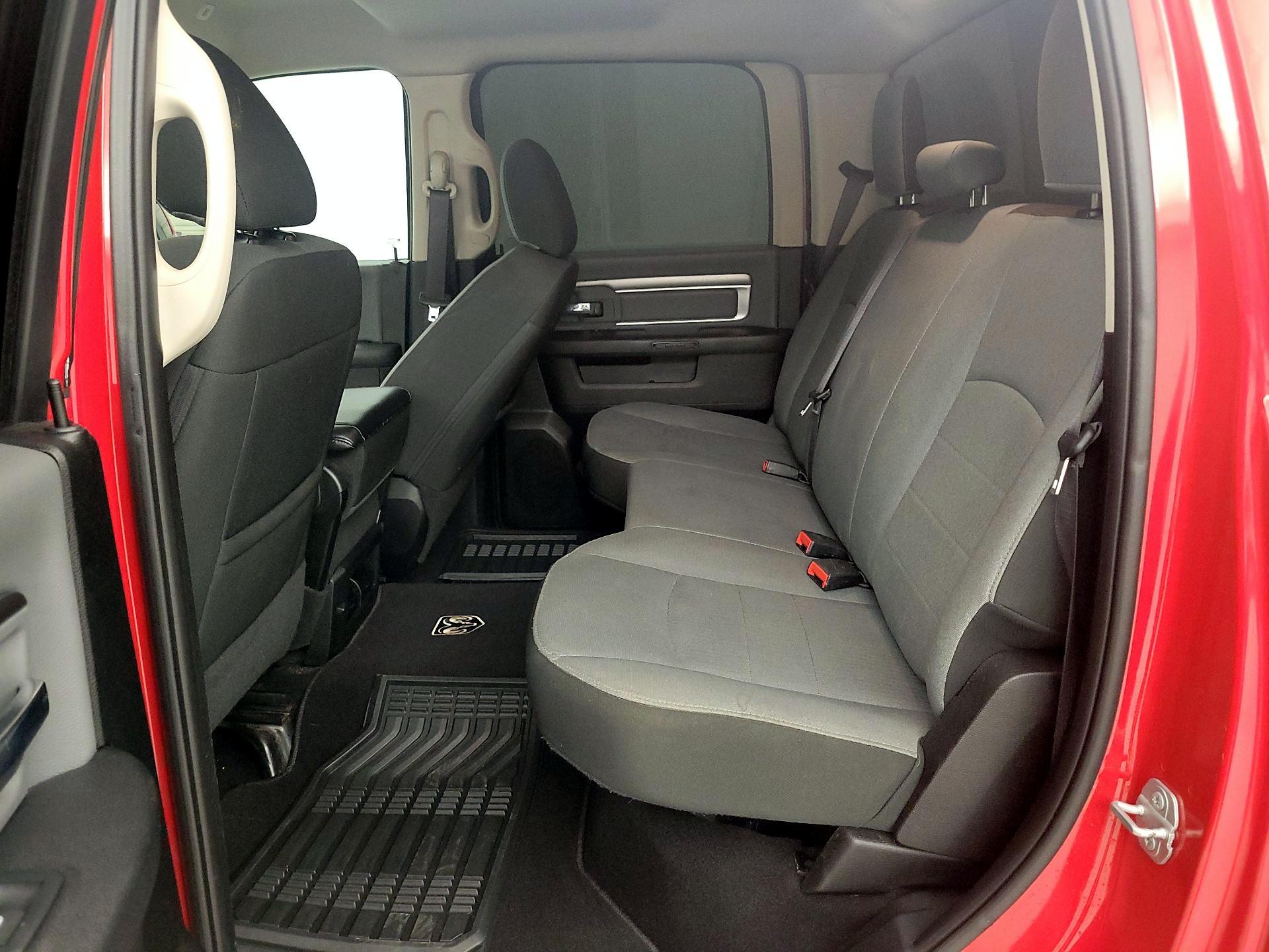 Thumbnail: 2021 RAM 1500 Classic - 20