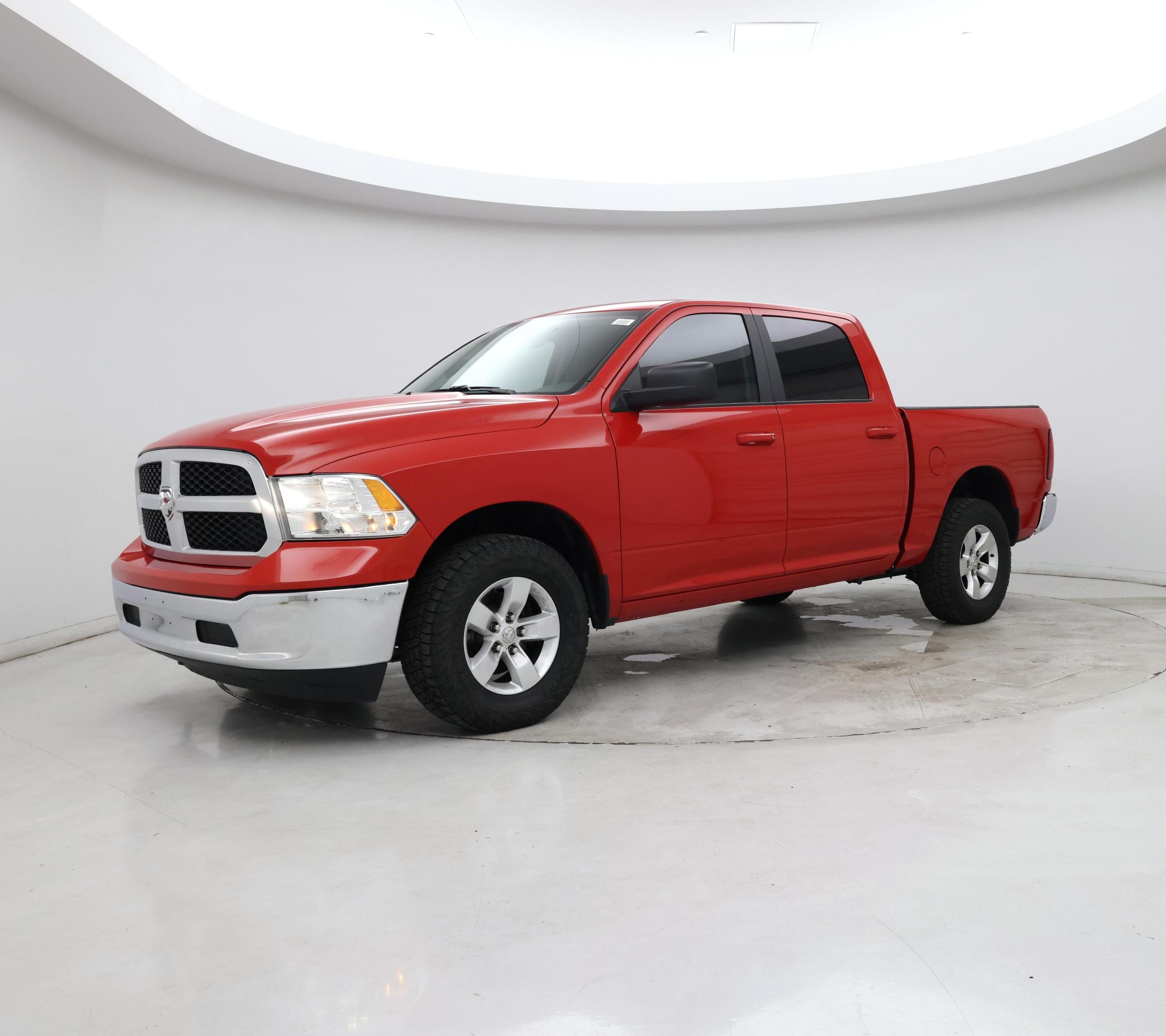Thumbnail: 2021 RAM 1500 Classic - 3