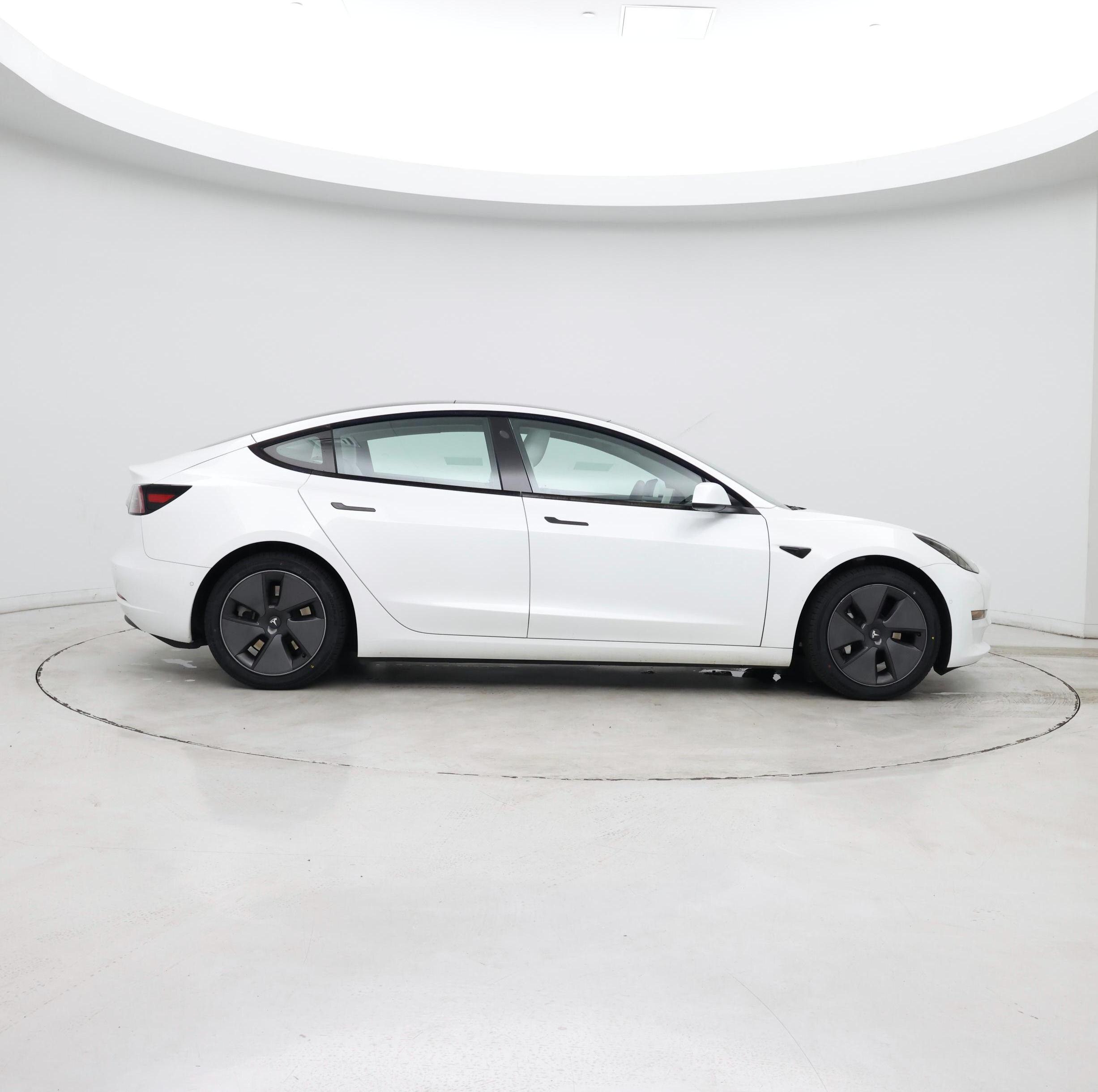 Thumbnail: 2021 Tesla Model 3 - 3