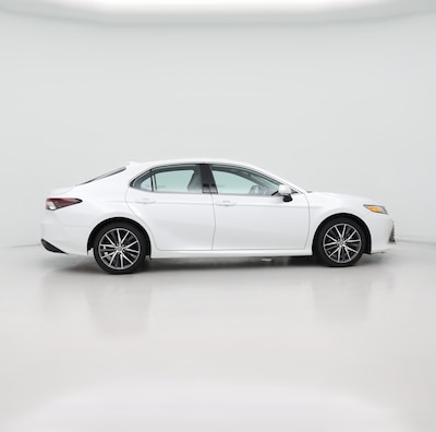 2023 Toyota Camry Hybrid XLE