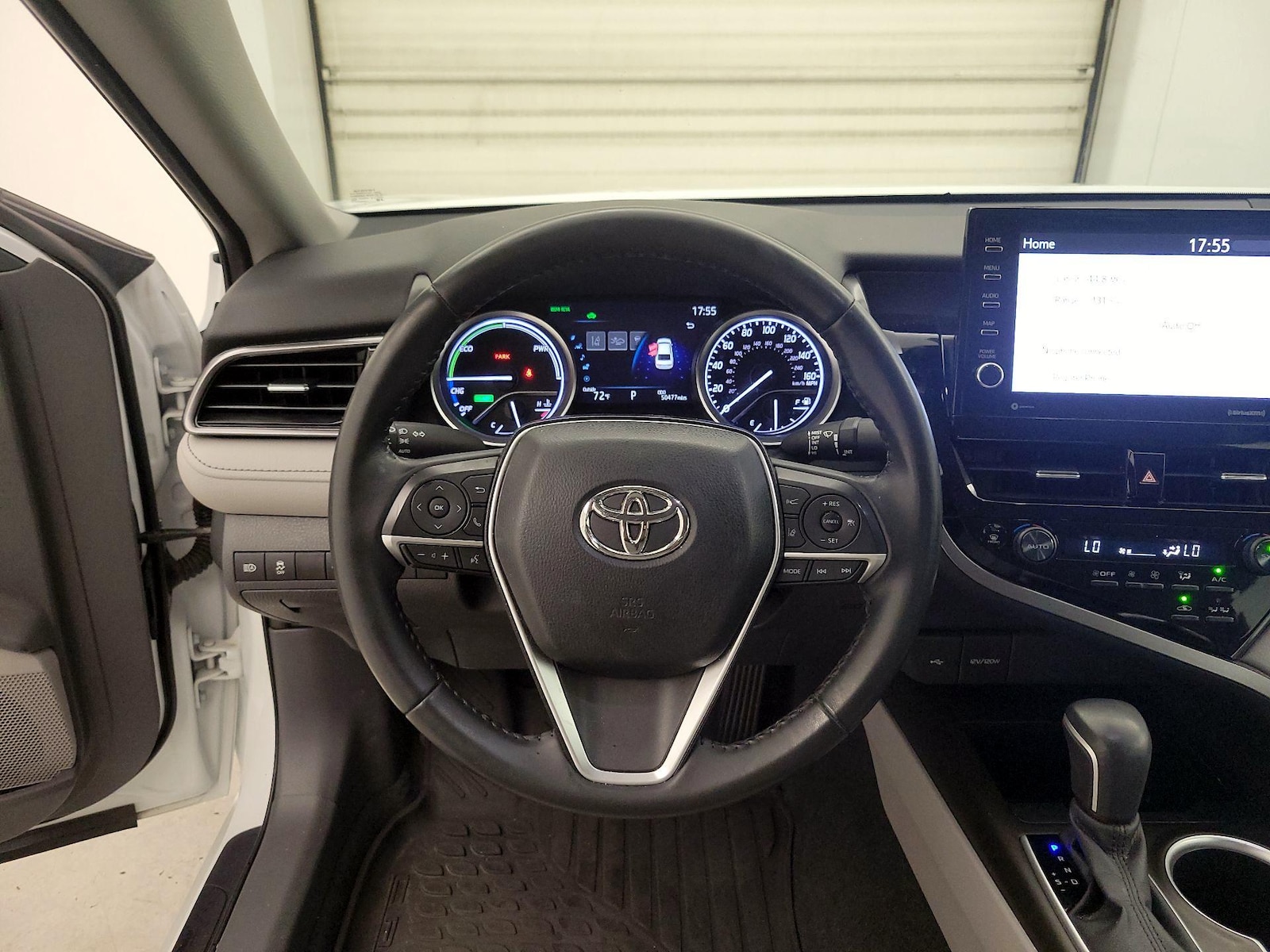 2023 Toyota Camry XLE - Photo 11