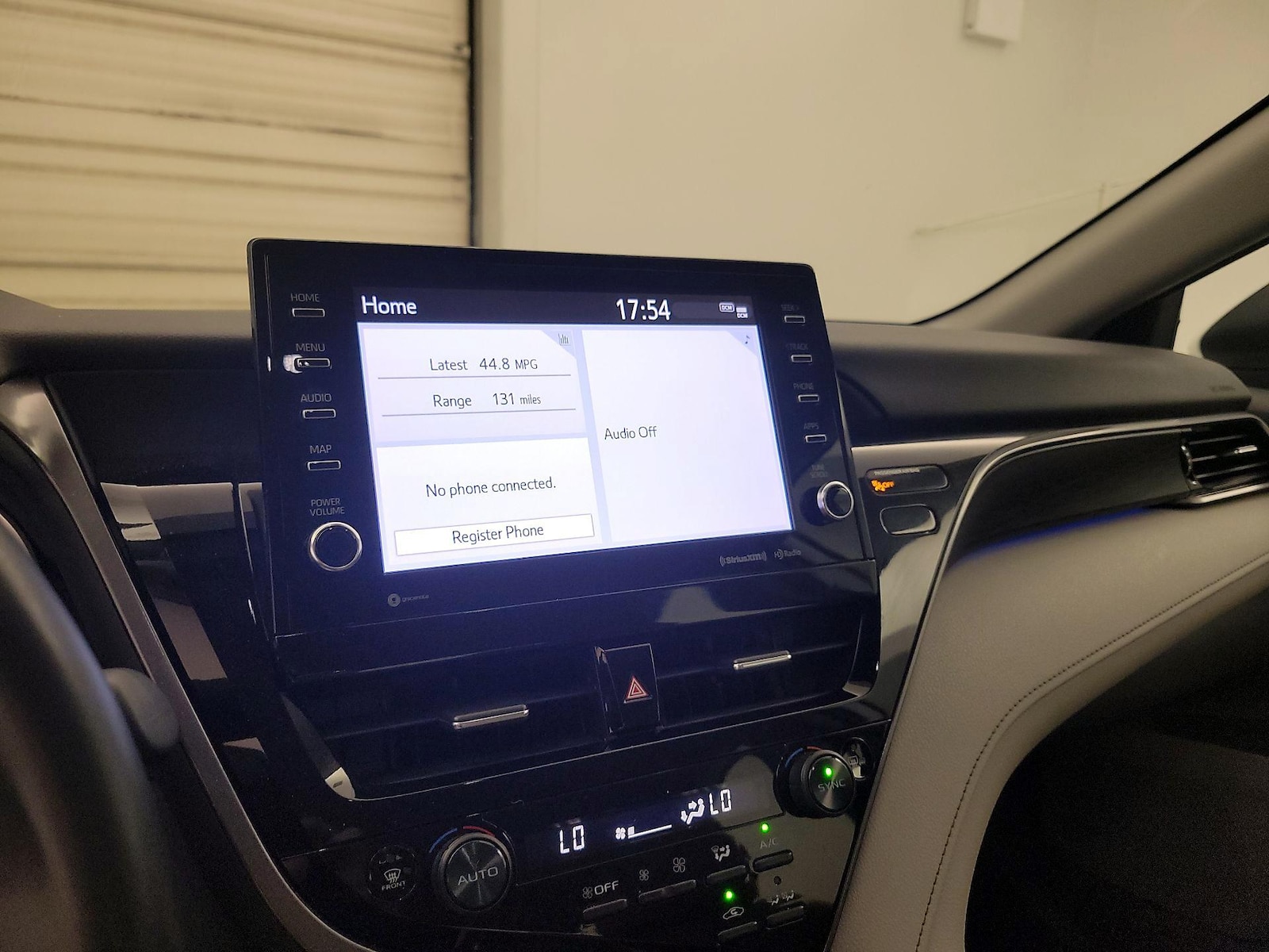 2023 Toyota Camry XLE - Photo 16