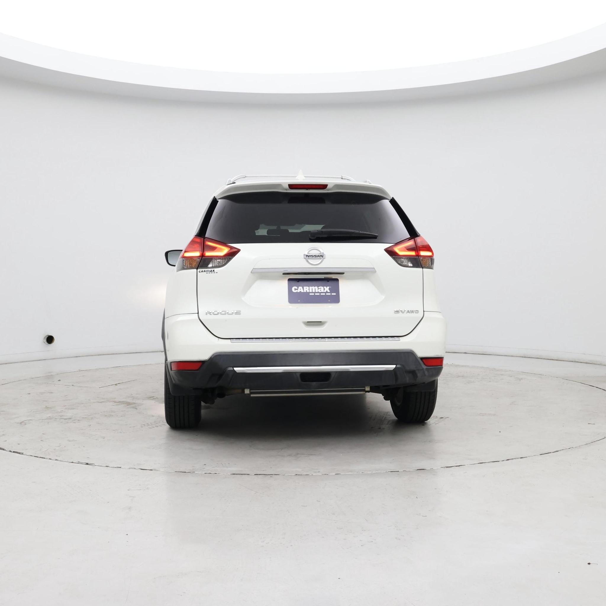Thumbnail: 2017 Nissan Rogue - 7