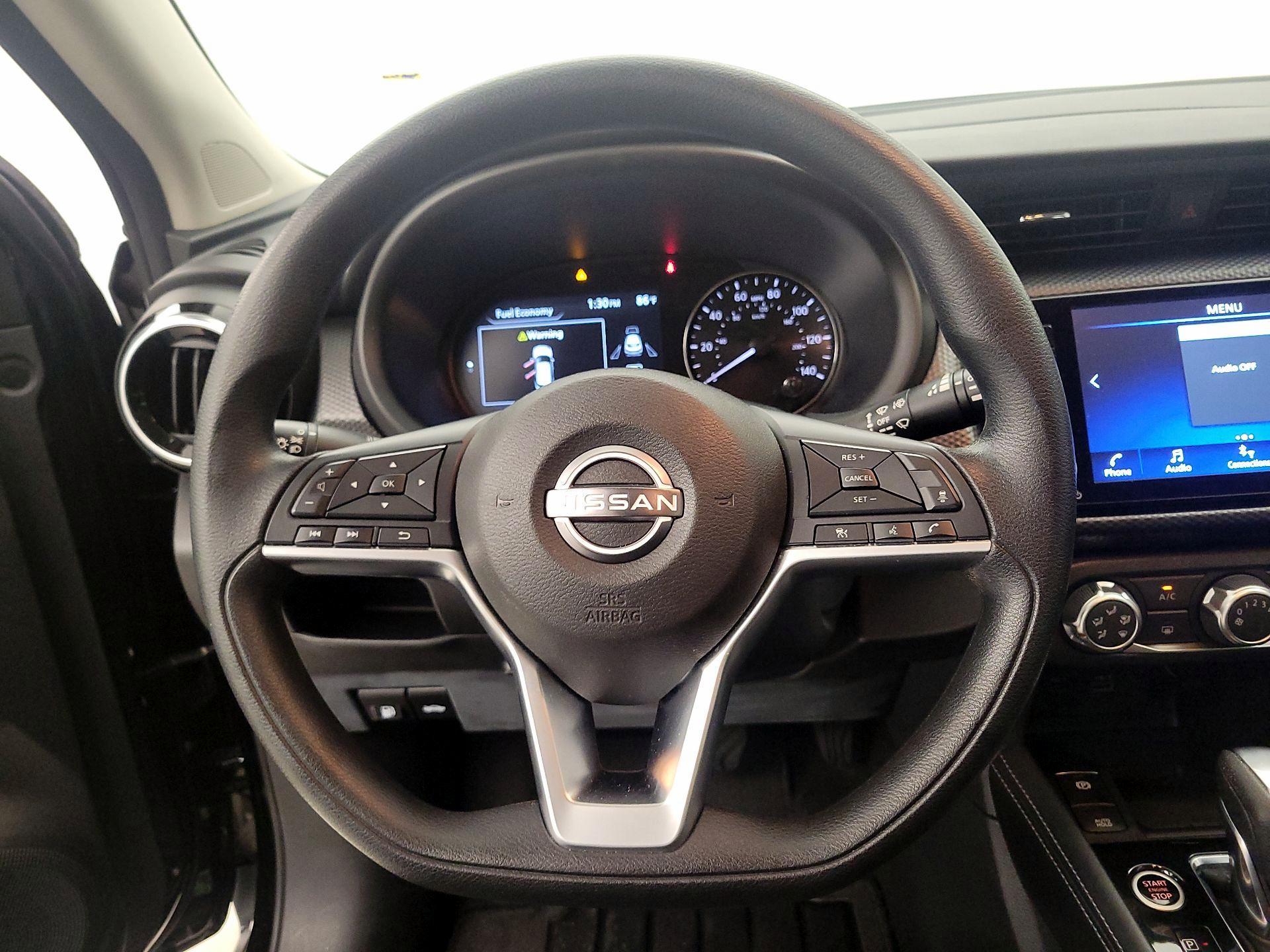 Thumbnail: 2023 Nissan Kicks - 10