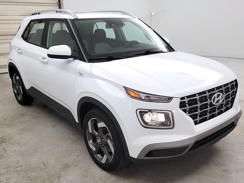 2022 Hyundai Venue SEL
