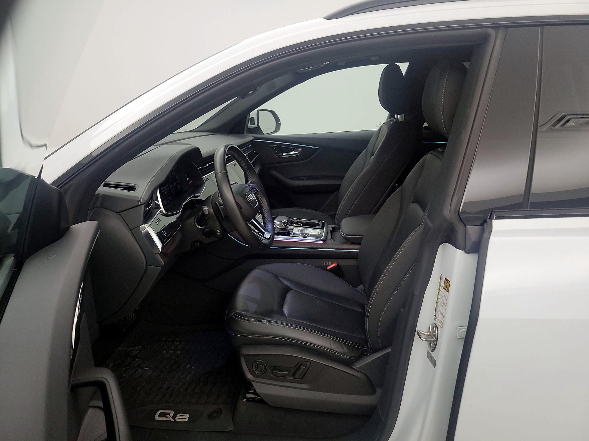 Thumbnail: 2021 Audi Q8 - 11