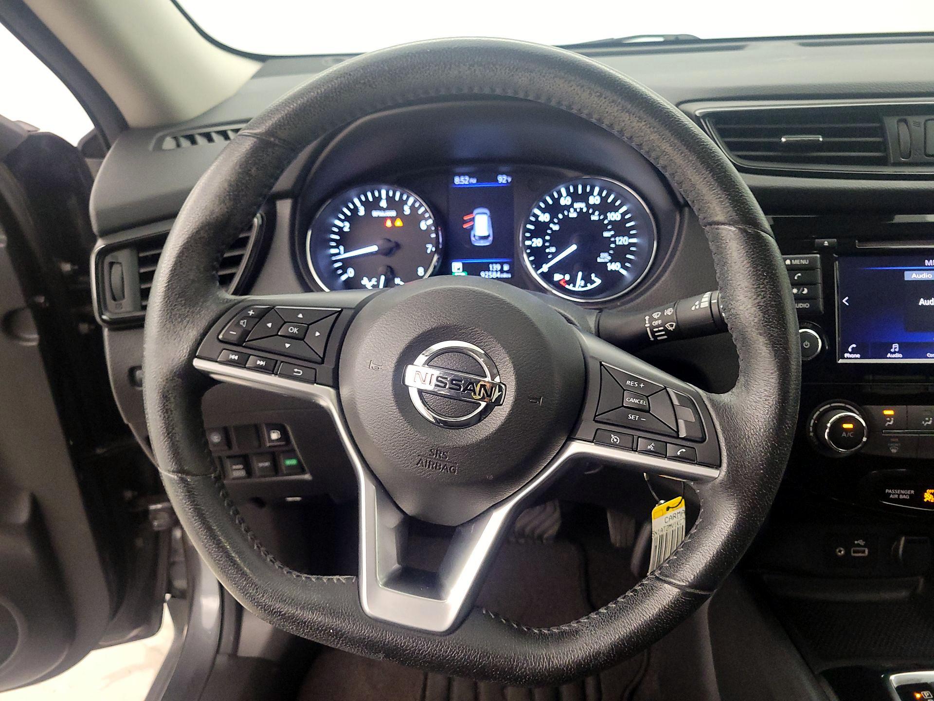 Thumbnail: 2019 Nissan Rogue - 10