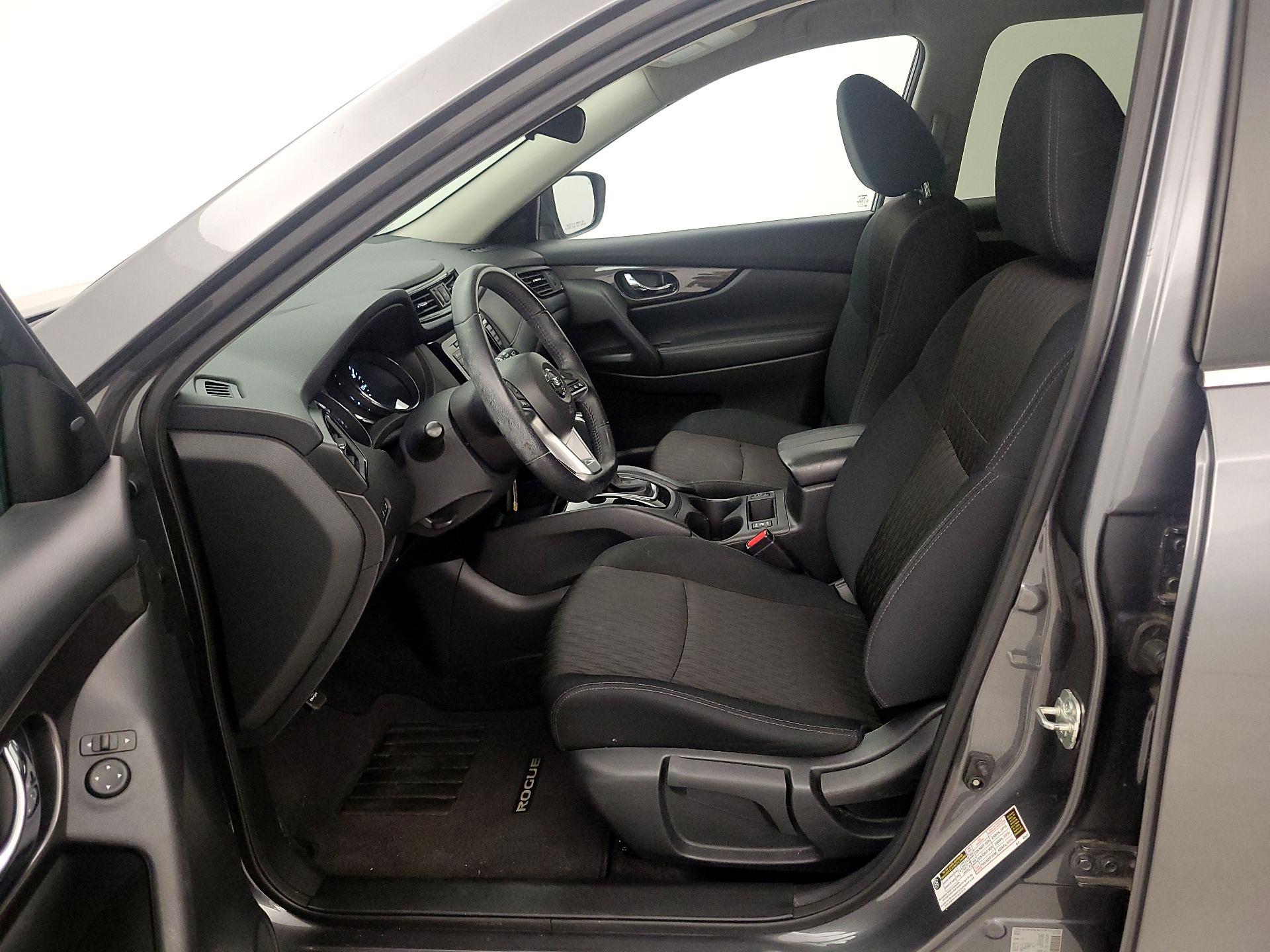 Thumbnail: 2019 Nissan Rogue - 11