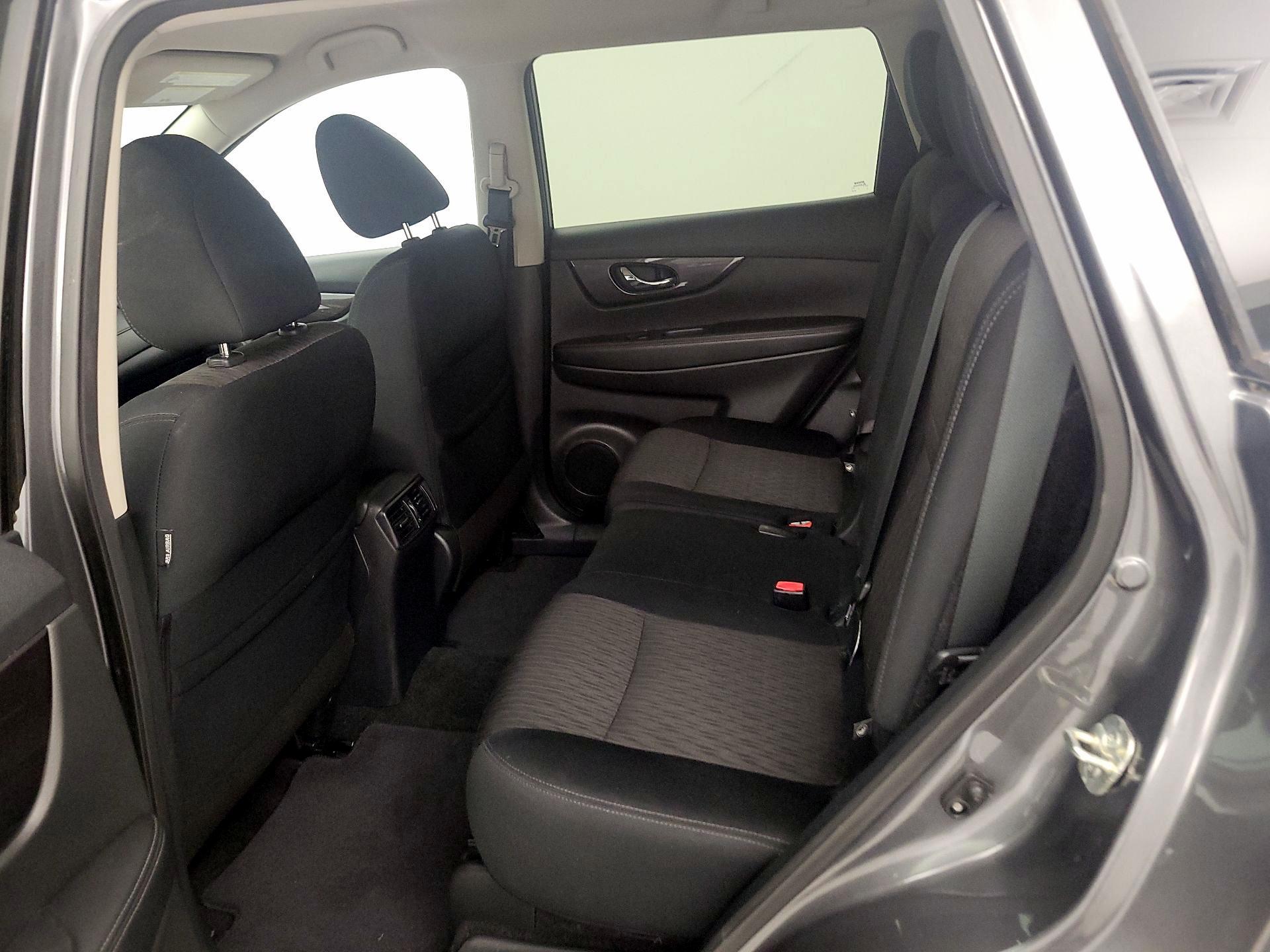 Thumbnail: 2019 Nissan Rogue - 20