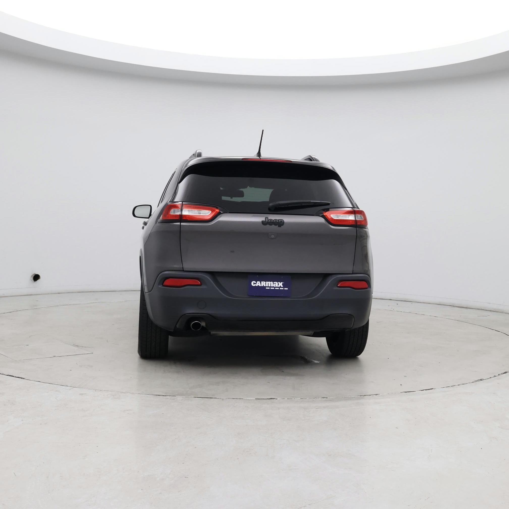 Thumbnail: 2018 Jeep Cherokee - 6