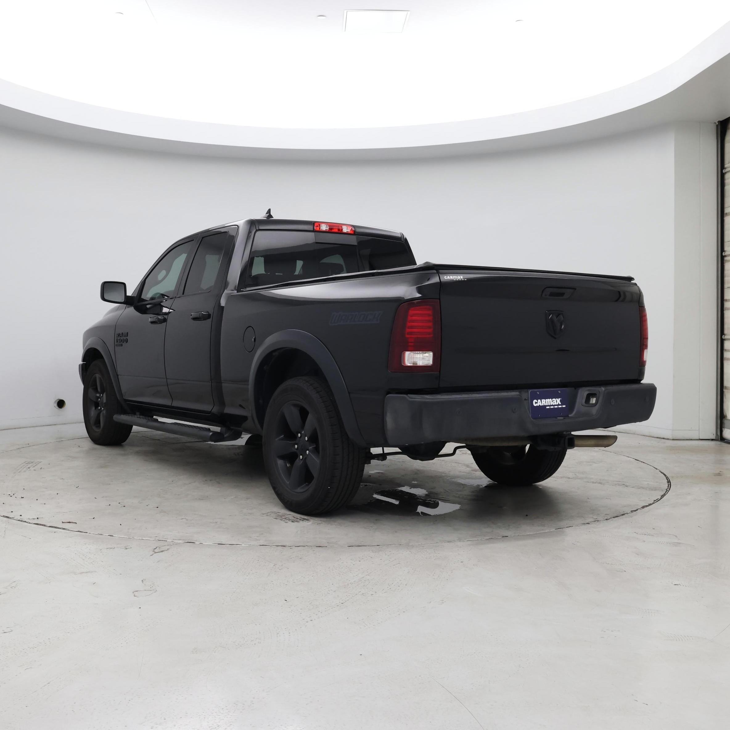 Thumbnail: 2019 RAM 1500 Classic - 2